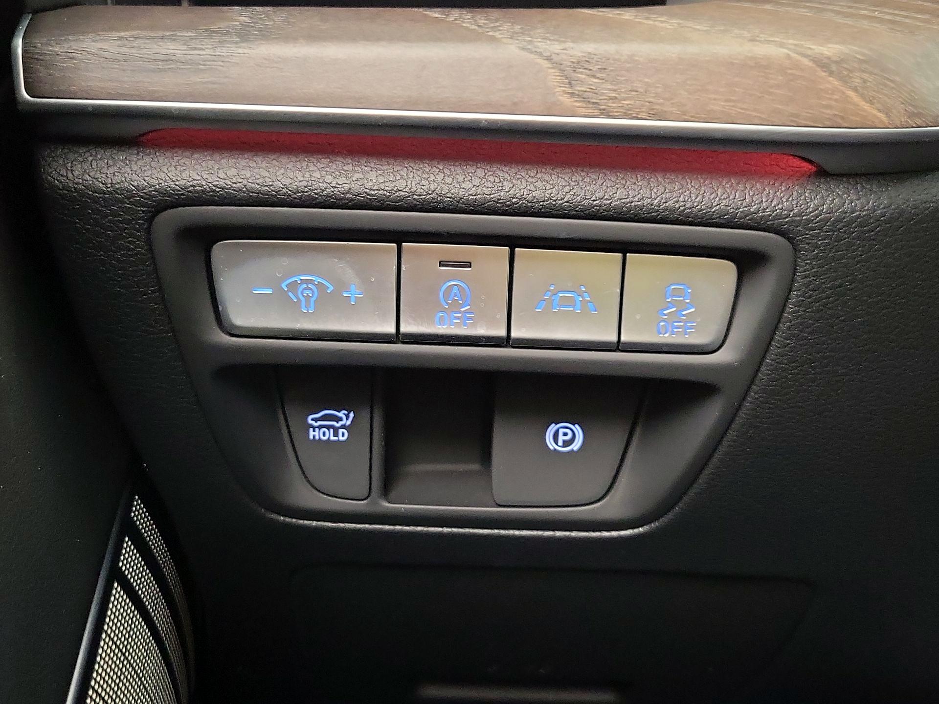 Thumbnail: 2021 Genesis G80 - 13