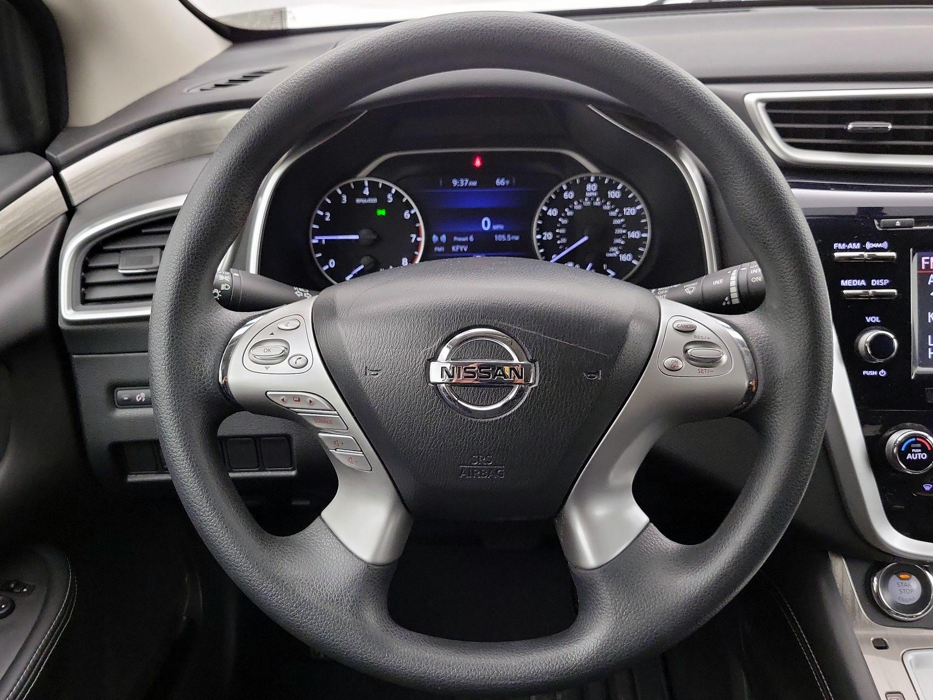 Thumbnail: 2016 Nissan Murano - 10