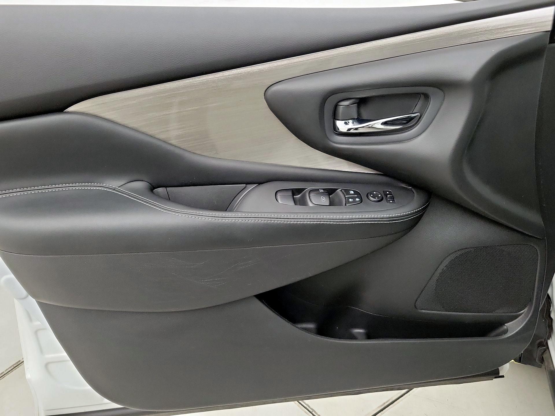 Thumbnail: 2016 Nissan Murano - 12