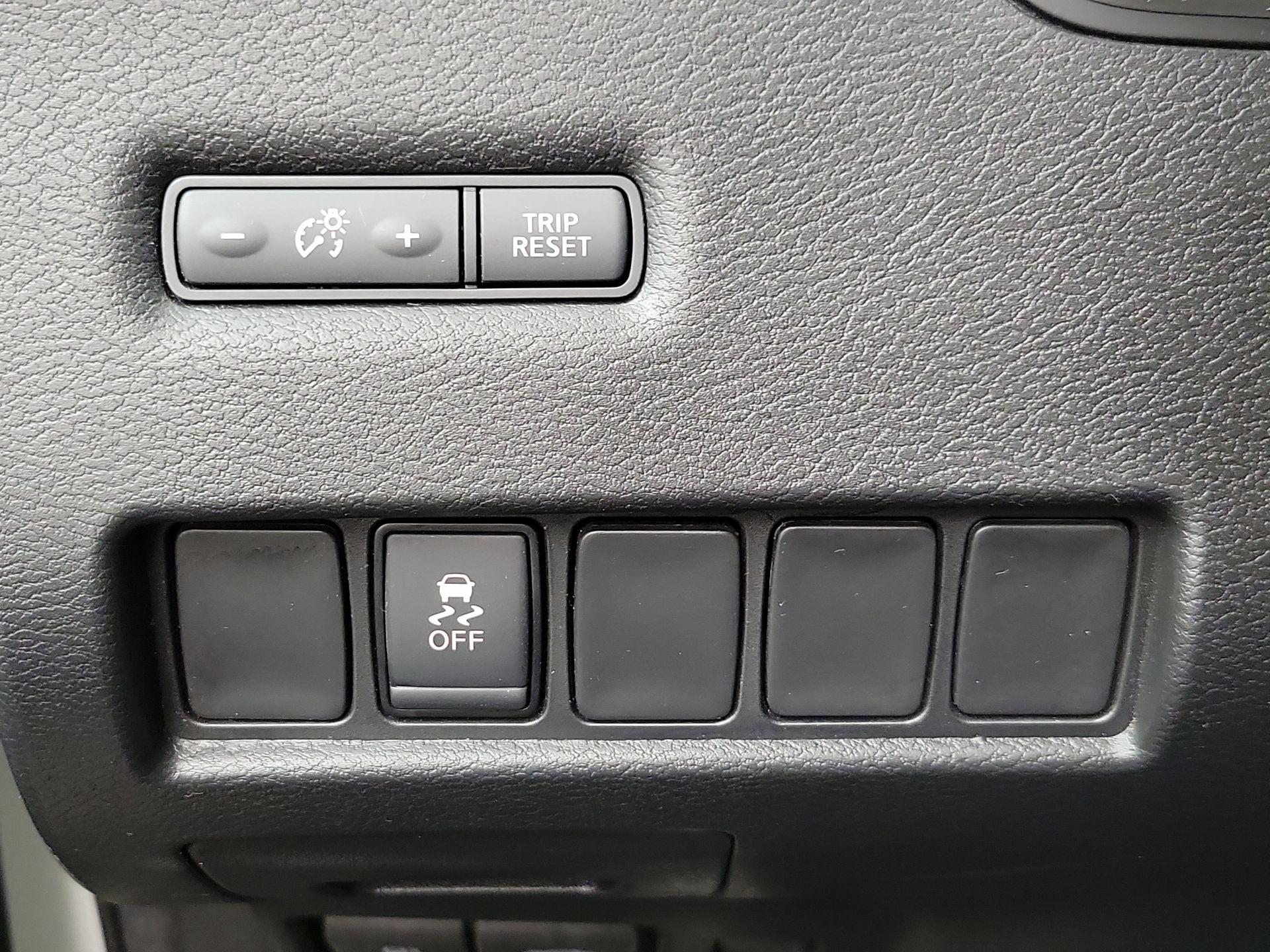 Thumbnail: 2016 Nissan Murano - 13