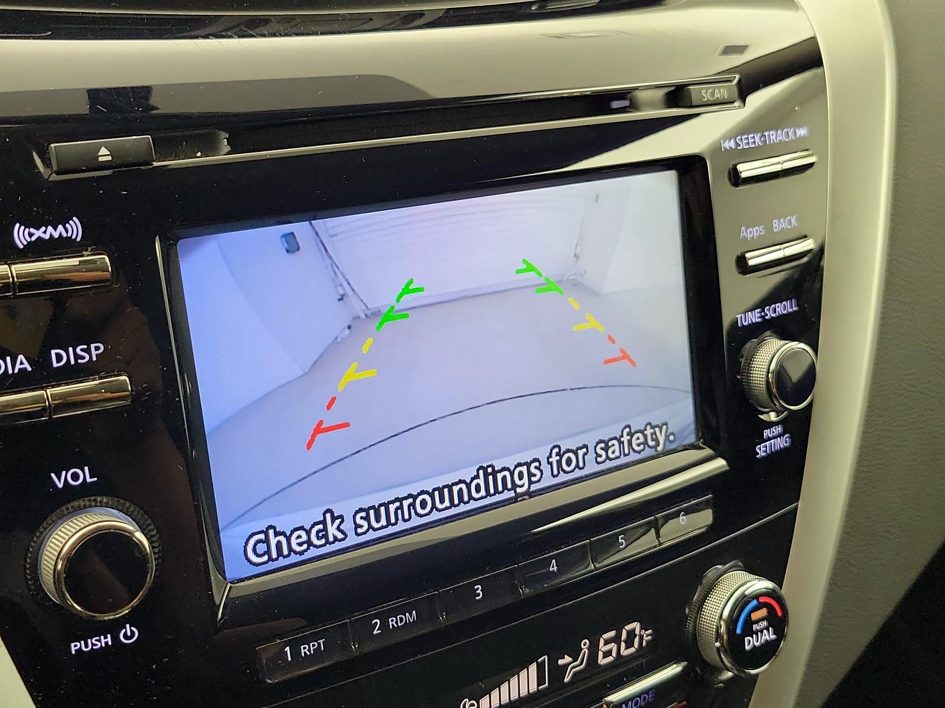 Thumbnail: 2016 Nissan Murano - 14