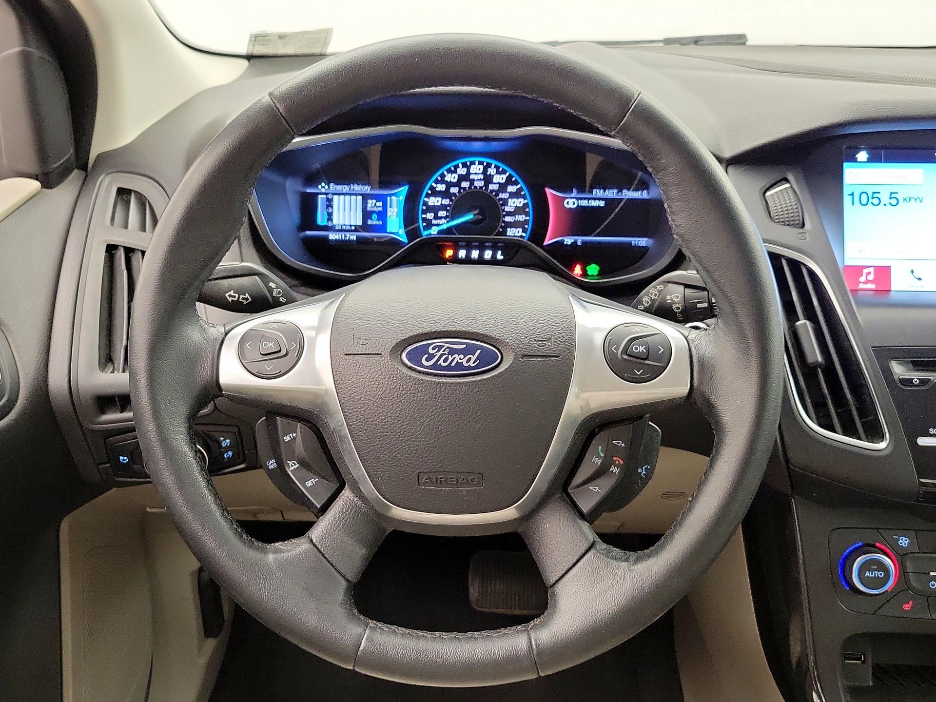 Thumbnail: 2016 Ford Focus - 10
