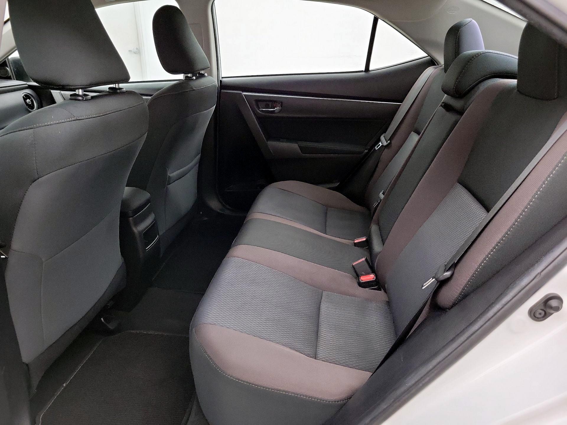 Thumbnail: 2018 Toyota Corolla - 19