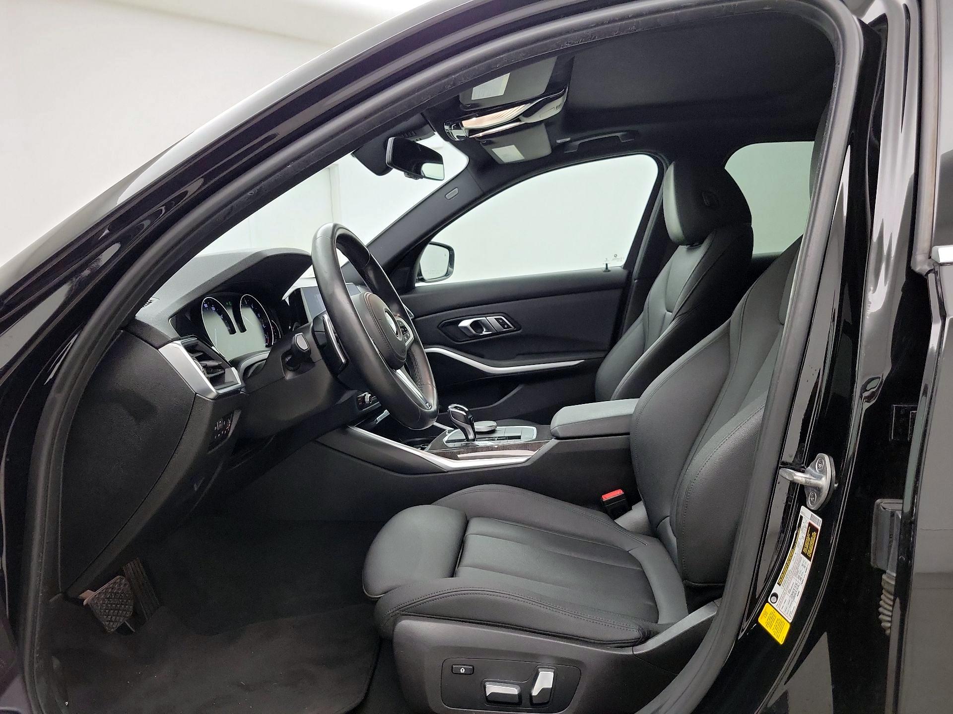 Thumbnail: 2020 BMW 3 Series - 11