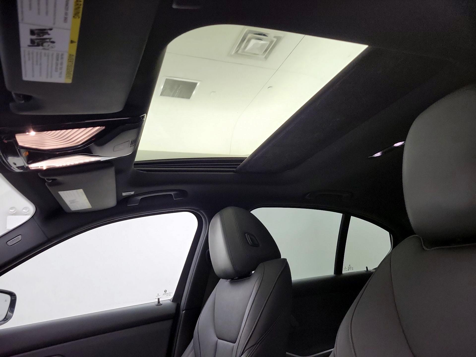 Thumbnail: 2020 BMW 3 Series - 20