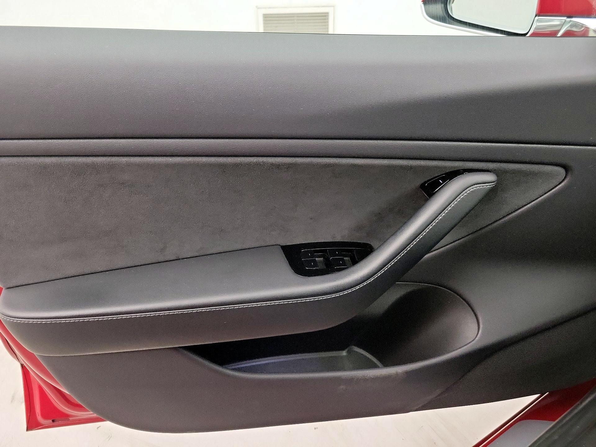 Thumbnail: 2019 Tesla Model 3 - 12