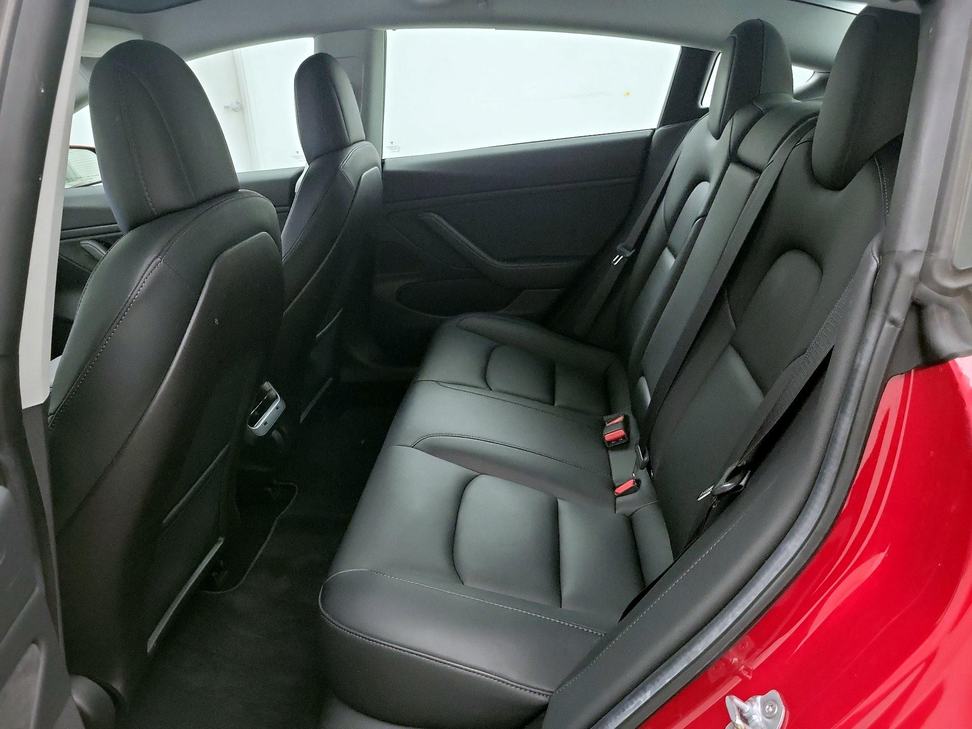 Thumbnail: 2019 Tesla Model 3 - 19