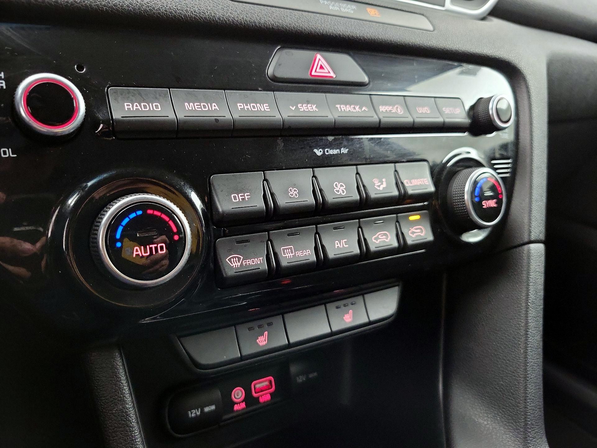 Thumbnail: 2019 Kia Sportage - 16