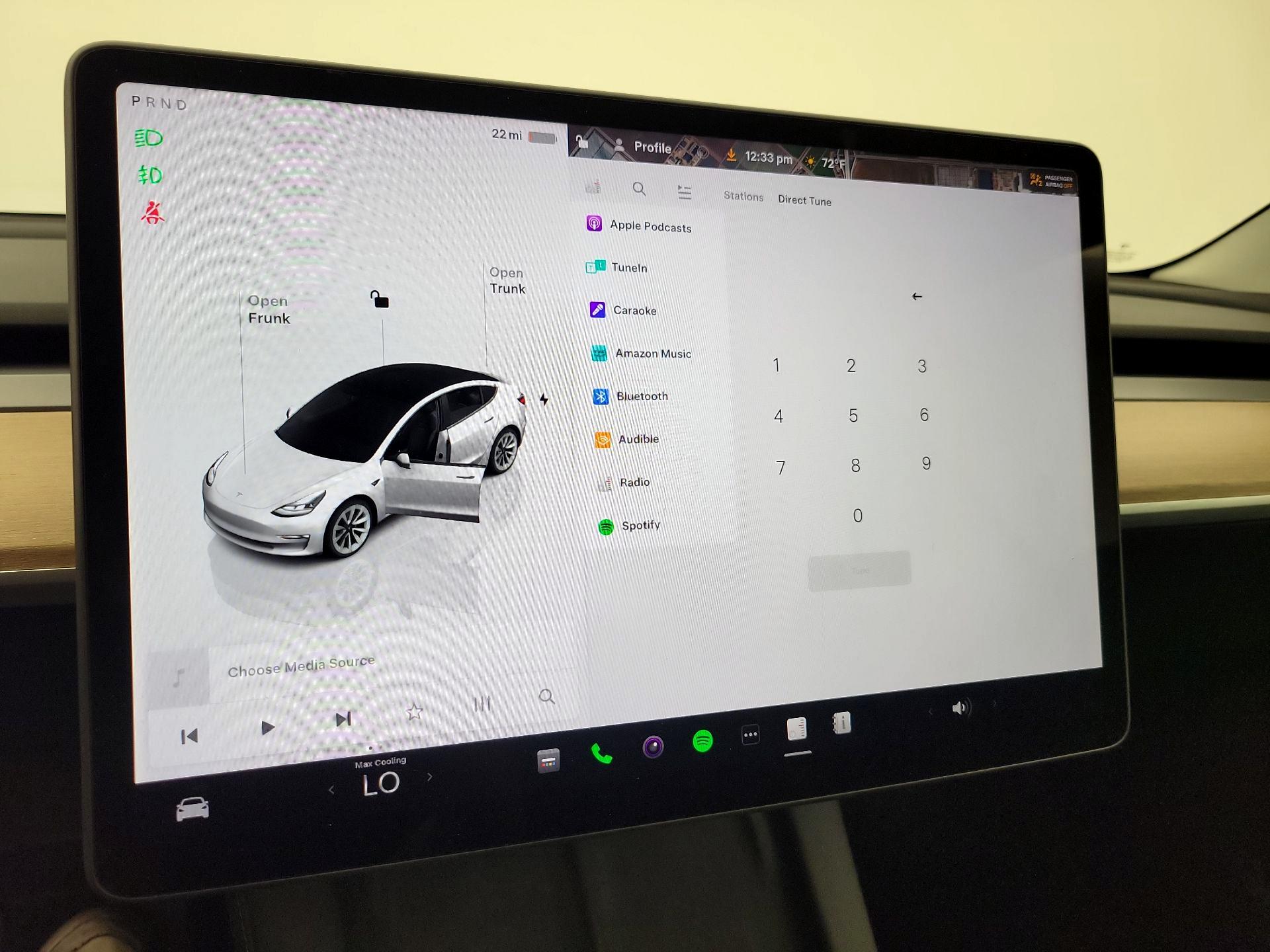 Thumbnail: 2023 Tesla Model 3 - 15