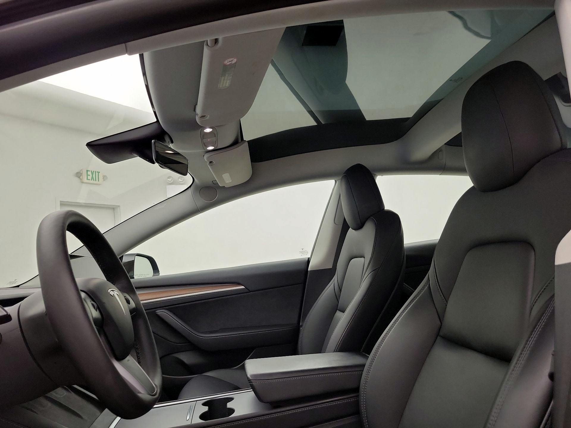 Thumbnail: 2022 Tesla Model 3 - 18