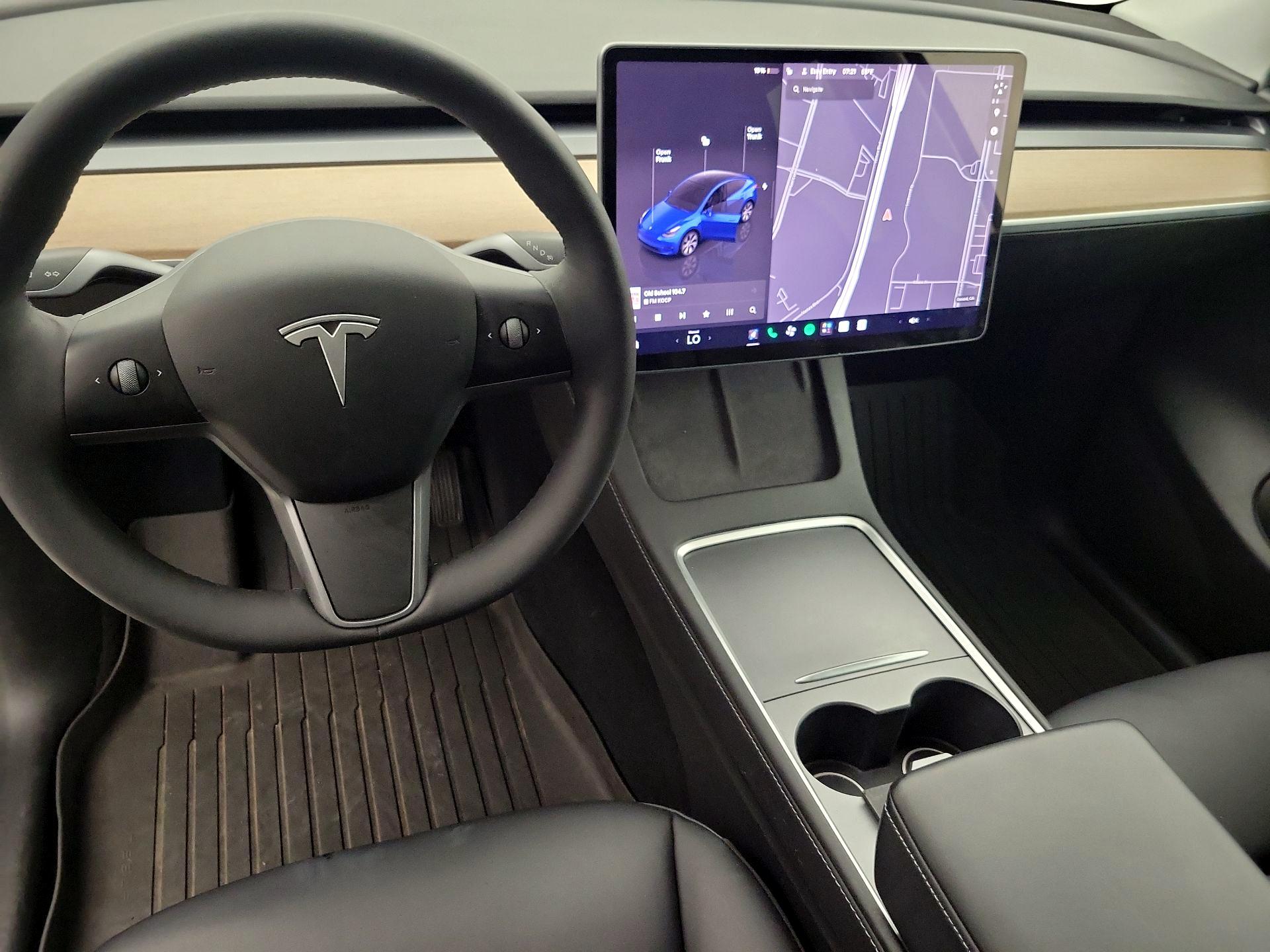 Thumbnail: 2022 Tesla Model Y - 9