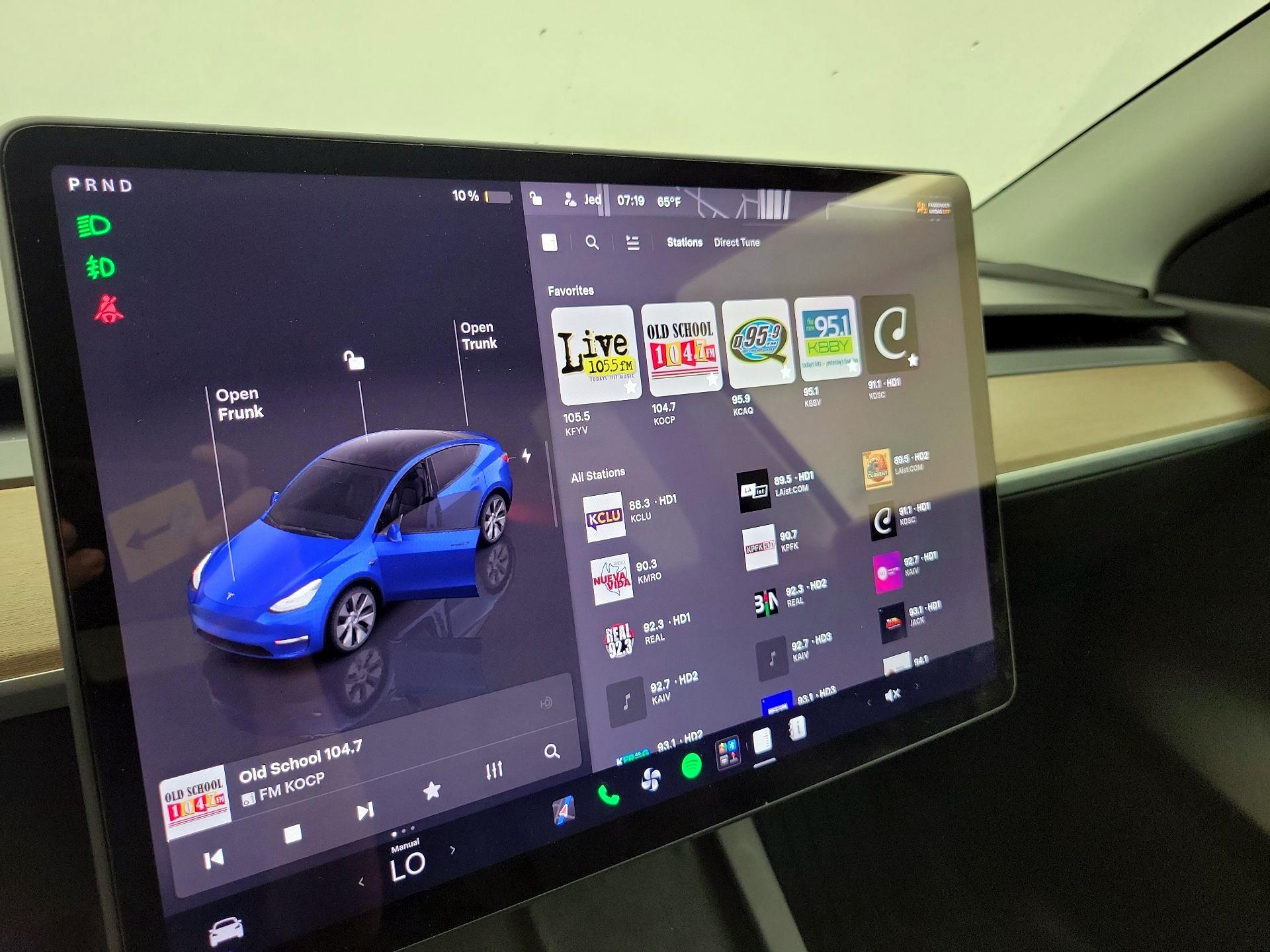 Thumbnail: 2022 Tesla Model Y - 16