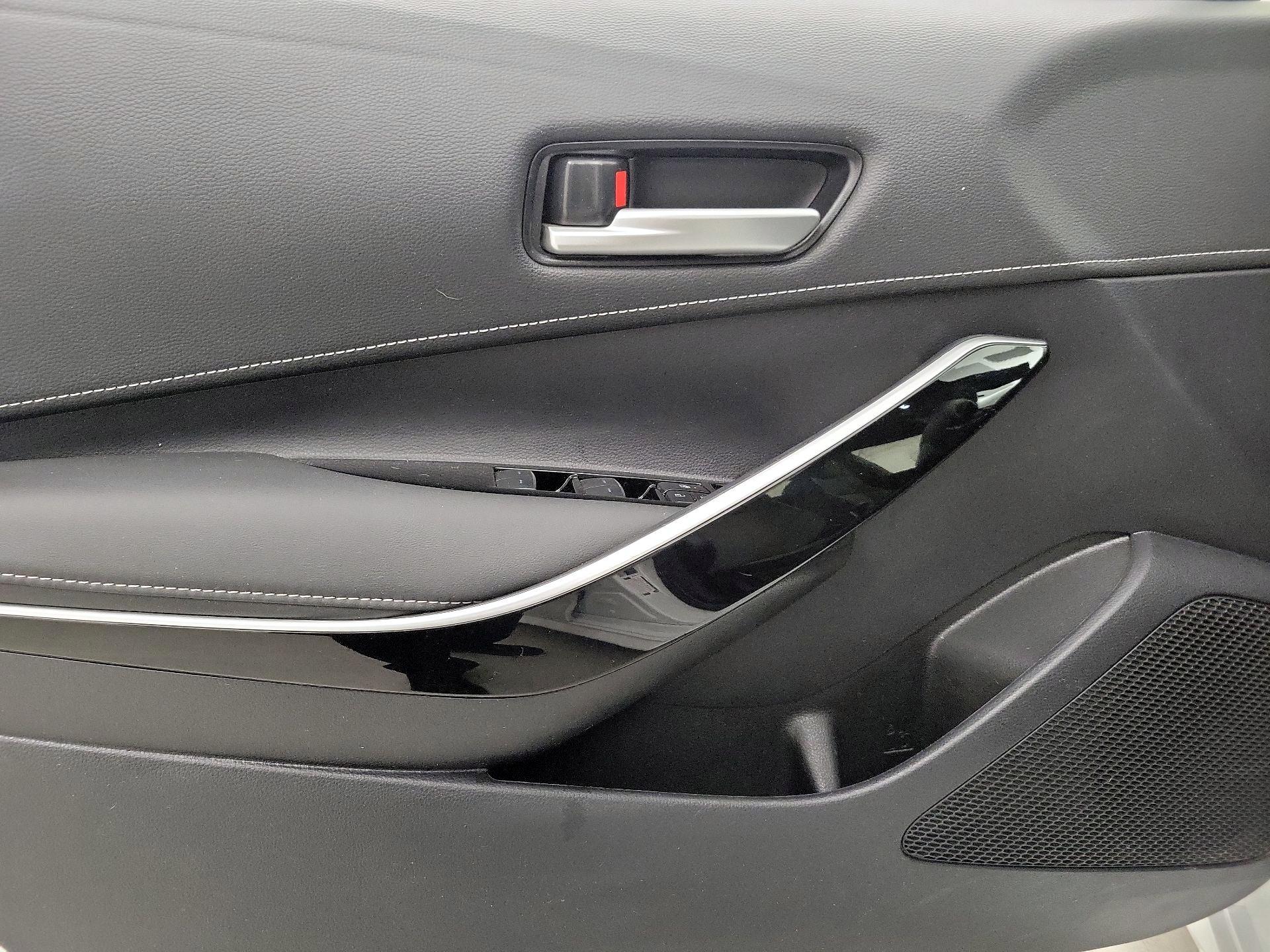 Thumbnail: 2023 Toyota Corolla - 12