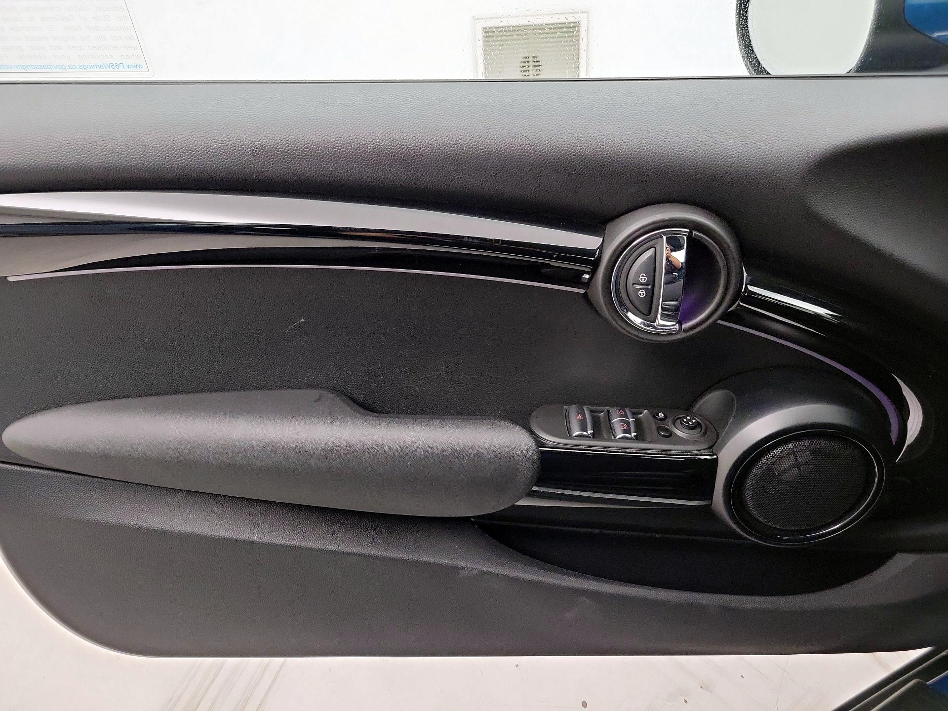 Thumbnail: 2022 MINI Cooper - 12