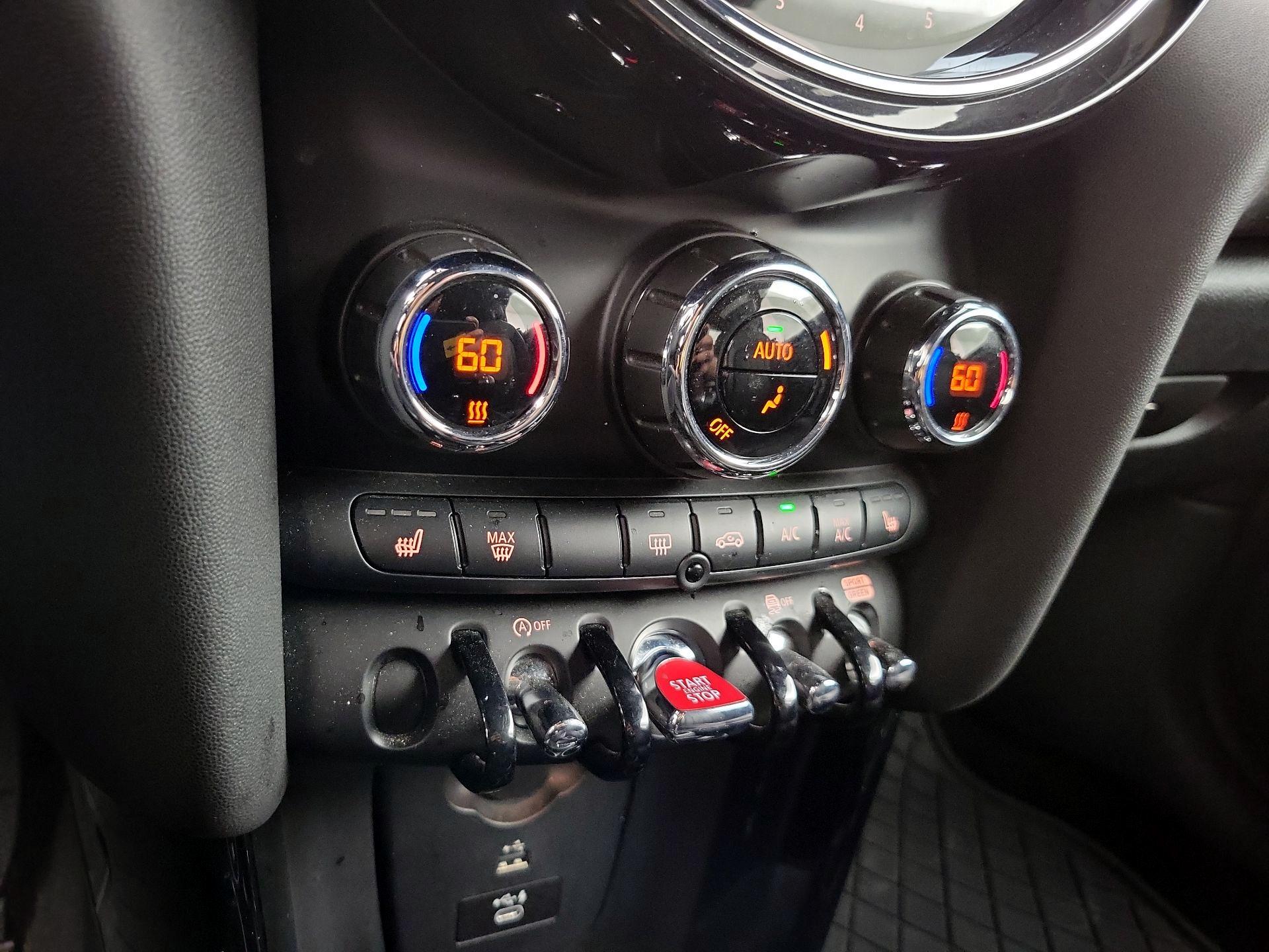 Thumbnail: 2022 MINI Cooper - 17