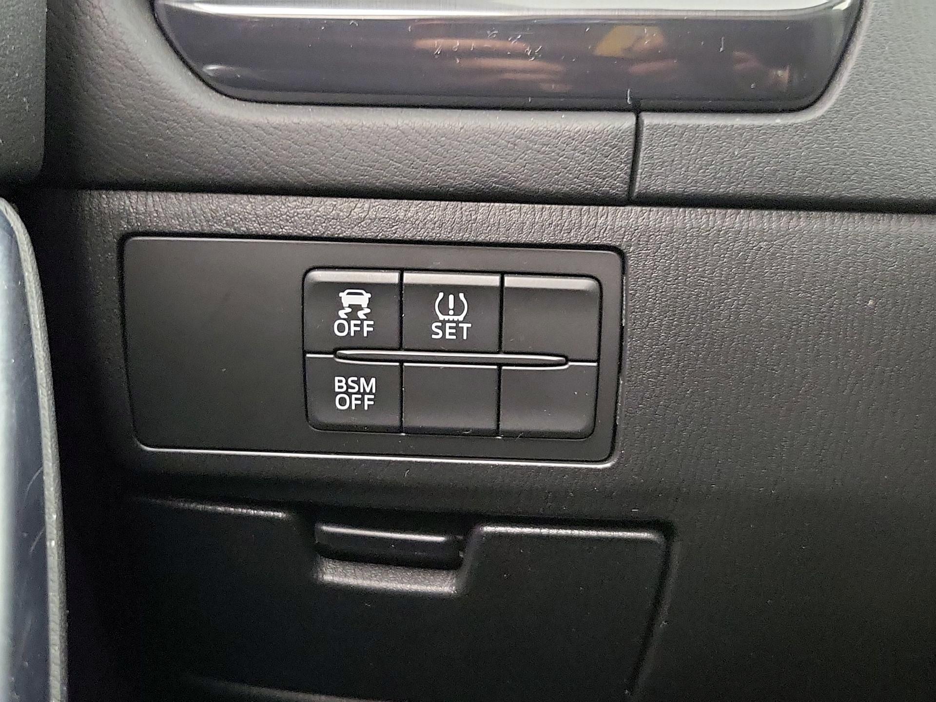 Thumbnail: 2014 Mazda Mazda6 - 13