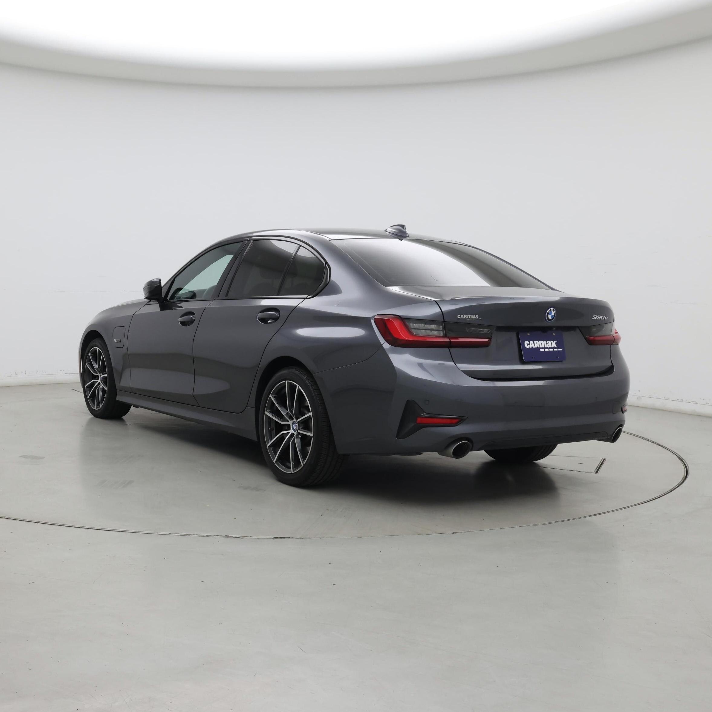 Thumbnail: 2022 BMW 3 Series - 2