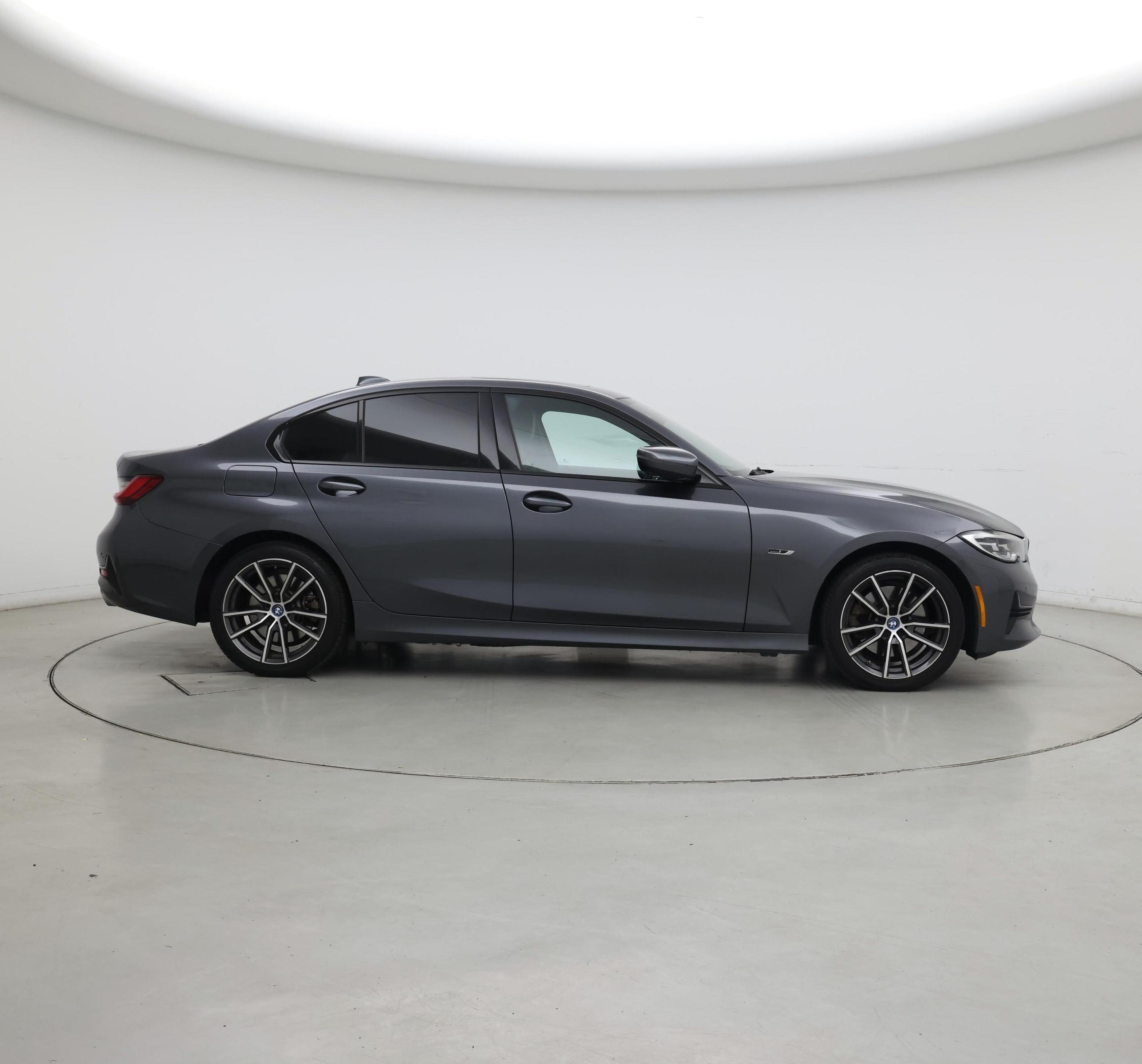 Thumbnail: 2022 BMW 3 Series - 7