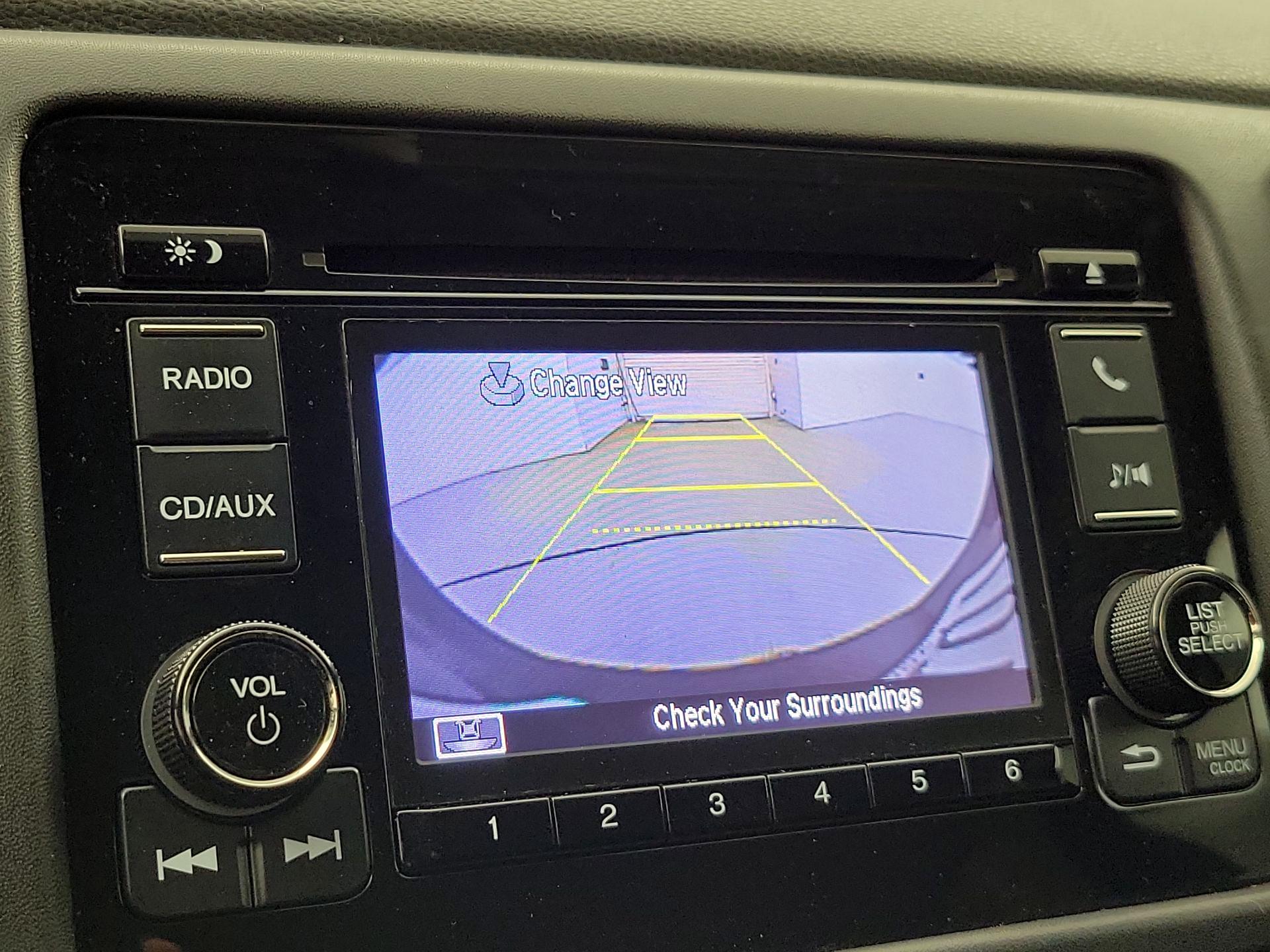 Thumbnail: 2016 Honda HR-V - 14