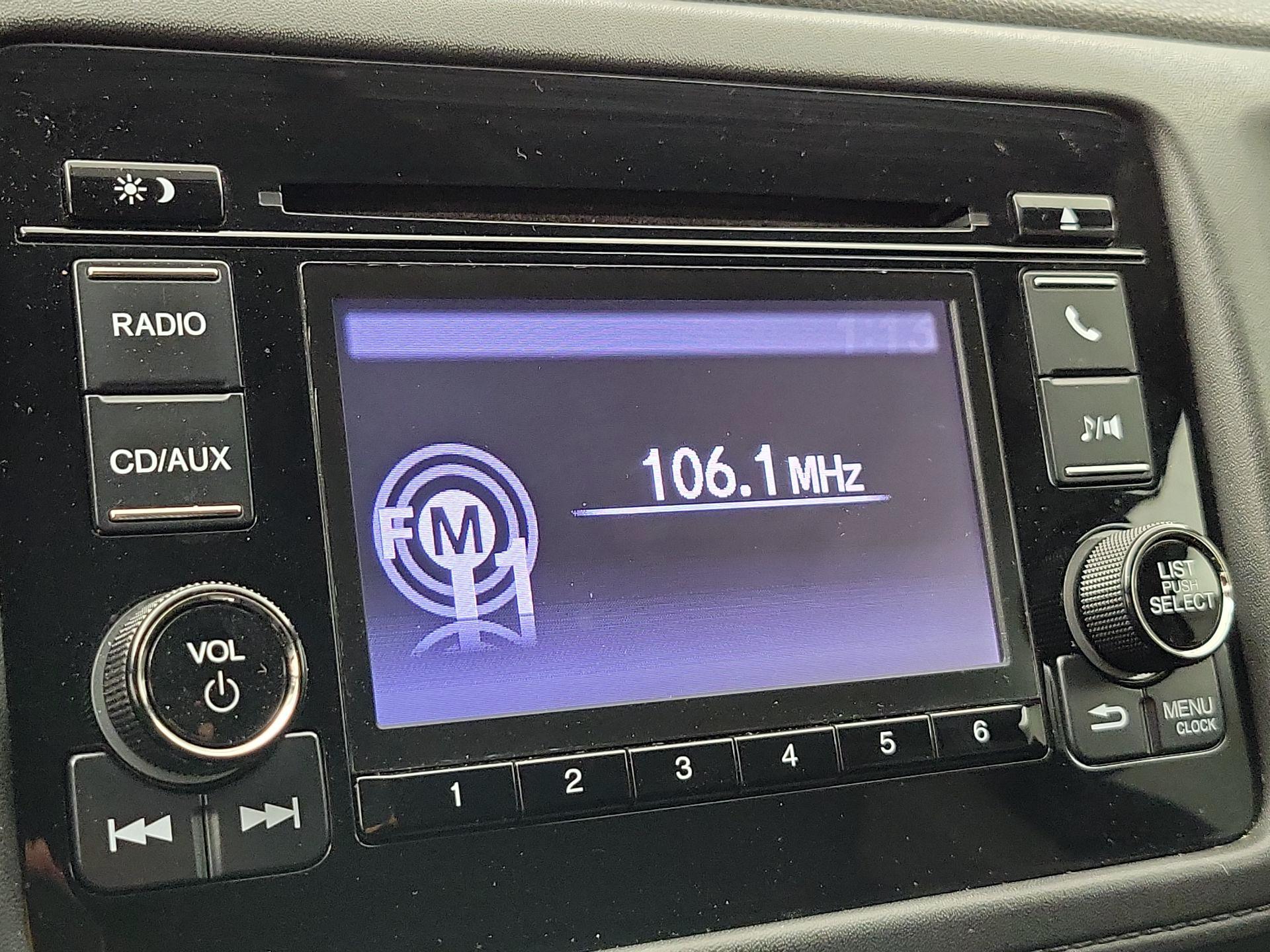 Thumbnail: 2016 Honda HR-V - 15