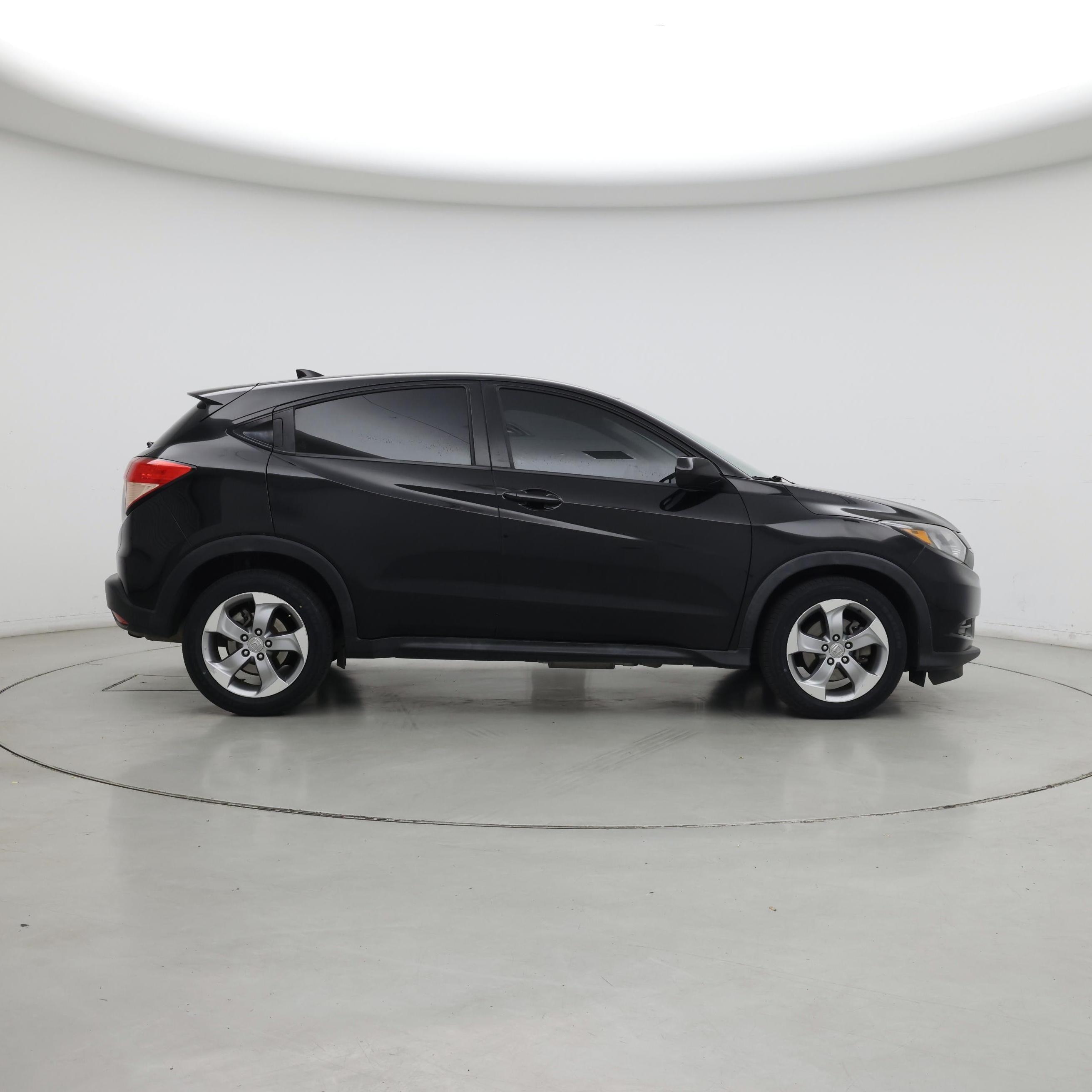 Thumbnail: 2016 Honda HR-V - 7