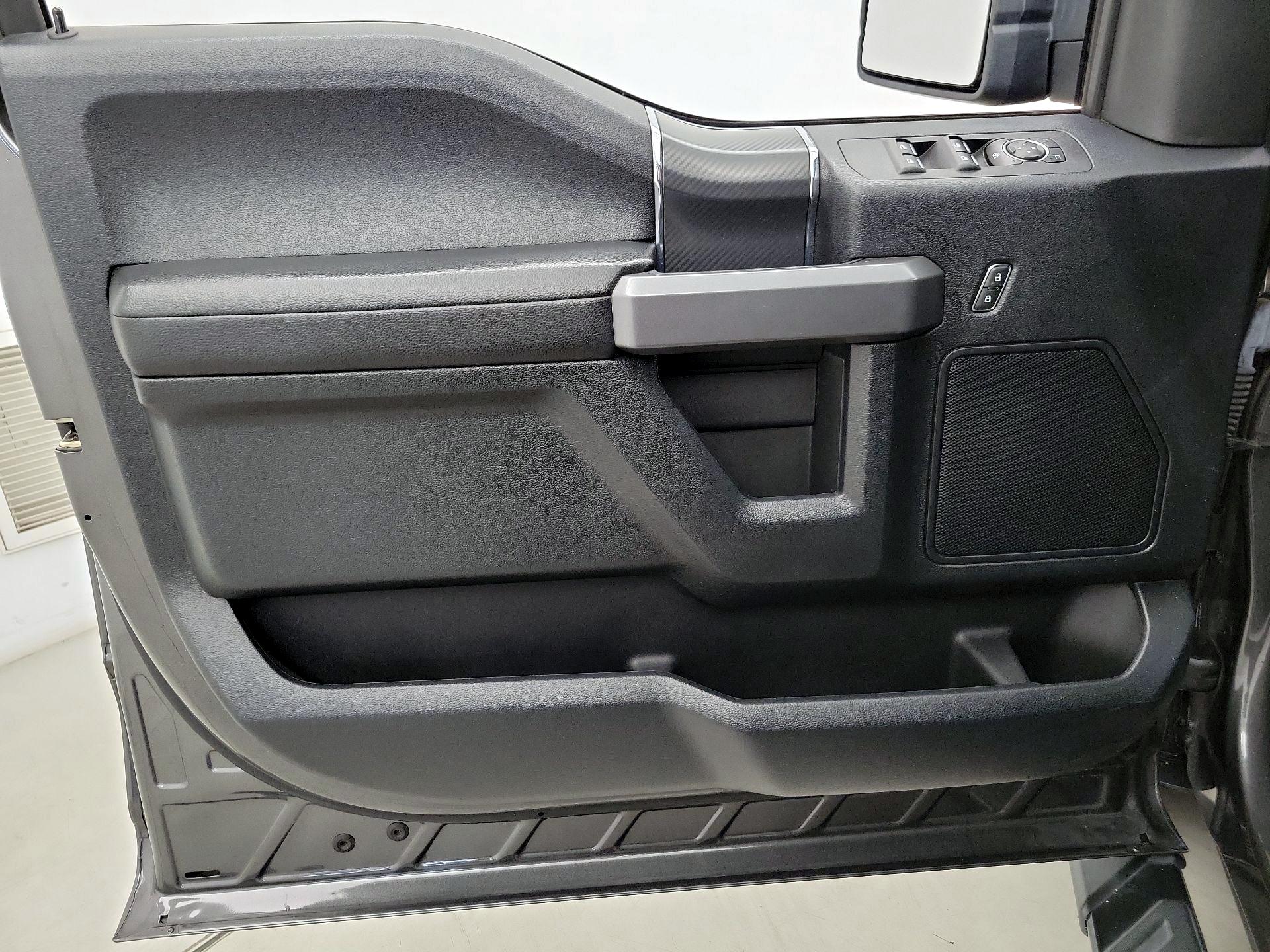 Thumbnail: 2018 Ford F-150 - 12