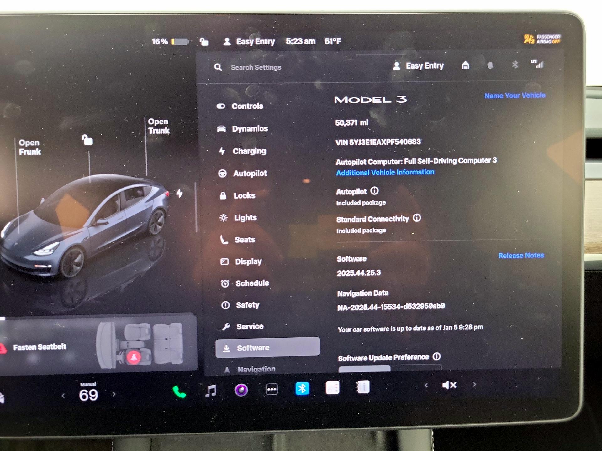 Thumbnail: 2023 Tesla Model 3 - 13