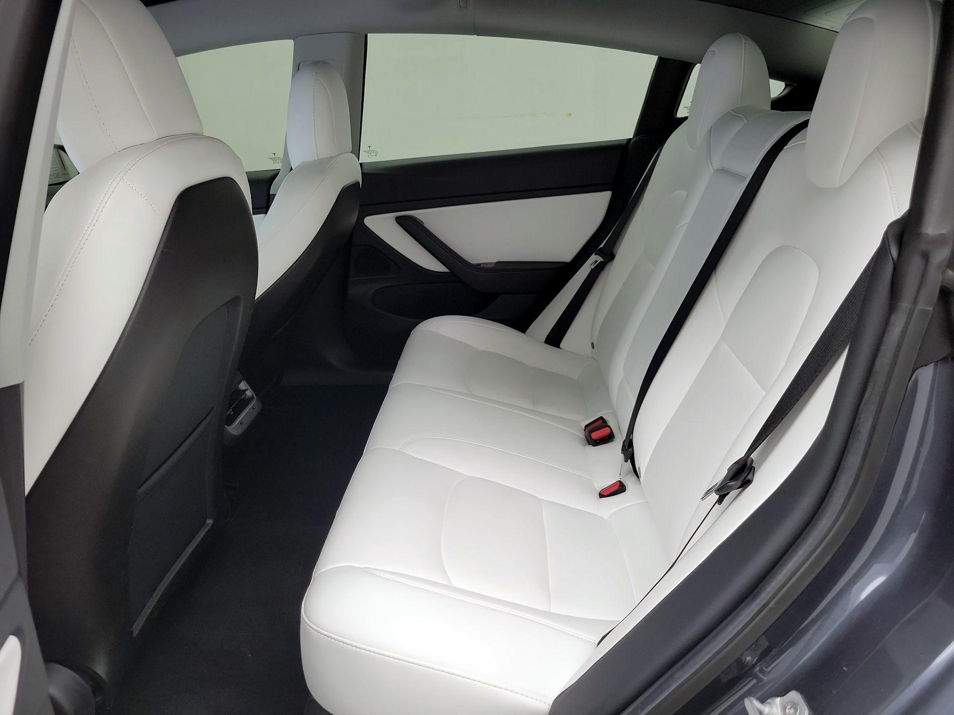 Thumbnail: 2020 Tesla Model 3 - 20