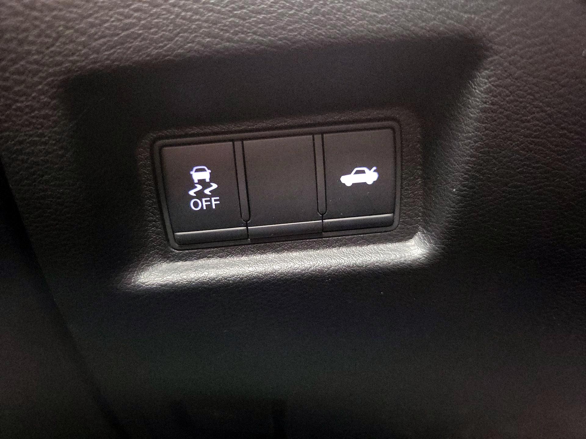 Thumbnail: 2021 INFINITI Q50 - 13