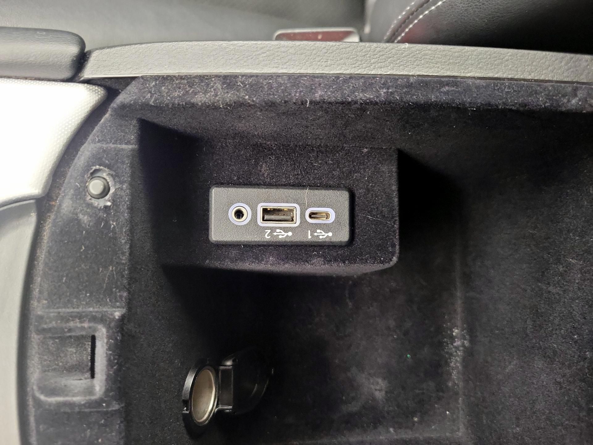 Thumbnail: 2021 INFINITI Q50 - 18