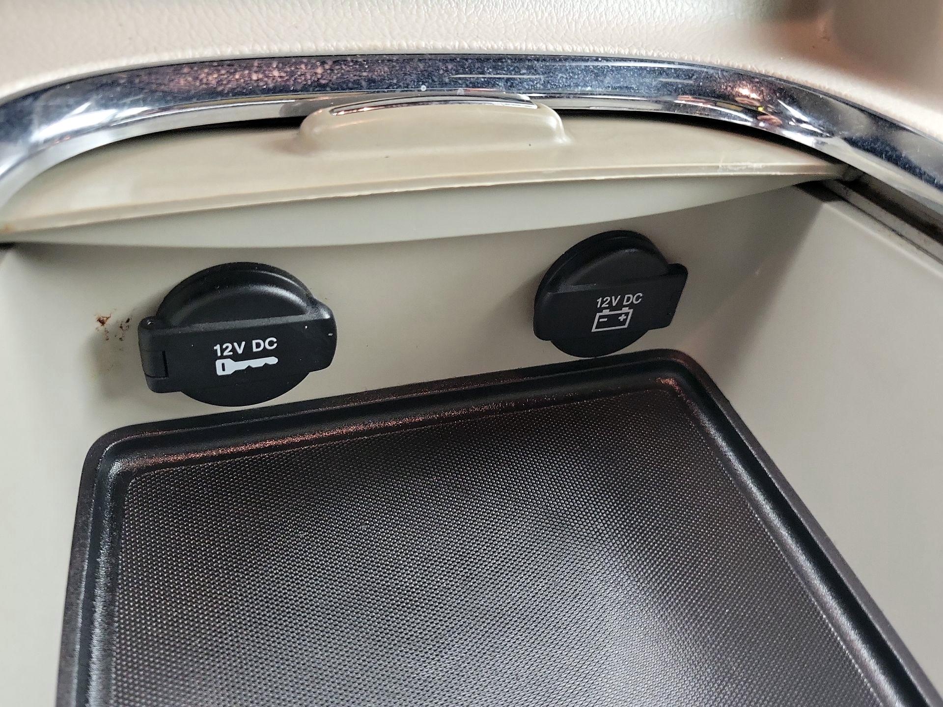 Thumbnail: 2018 Dodge Grand Caravan - 18