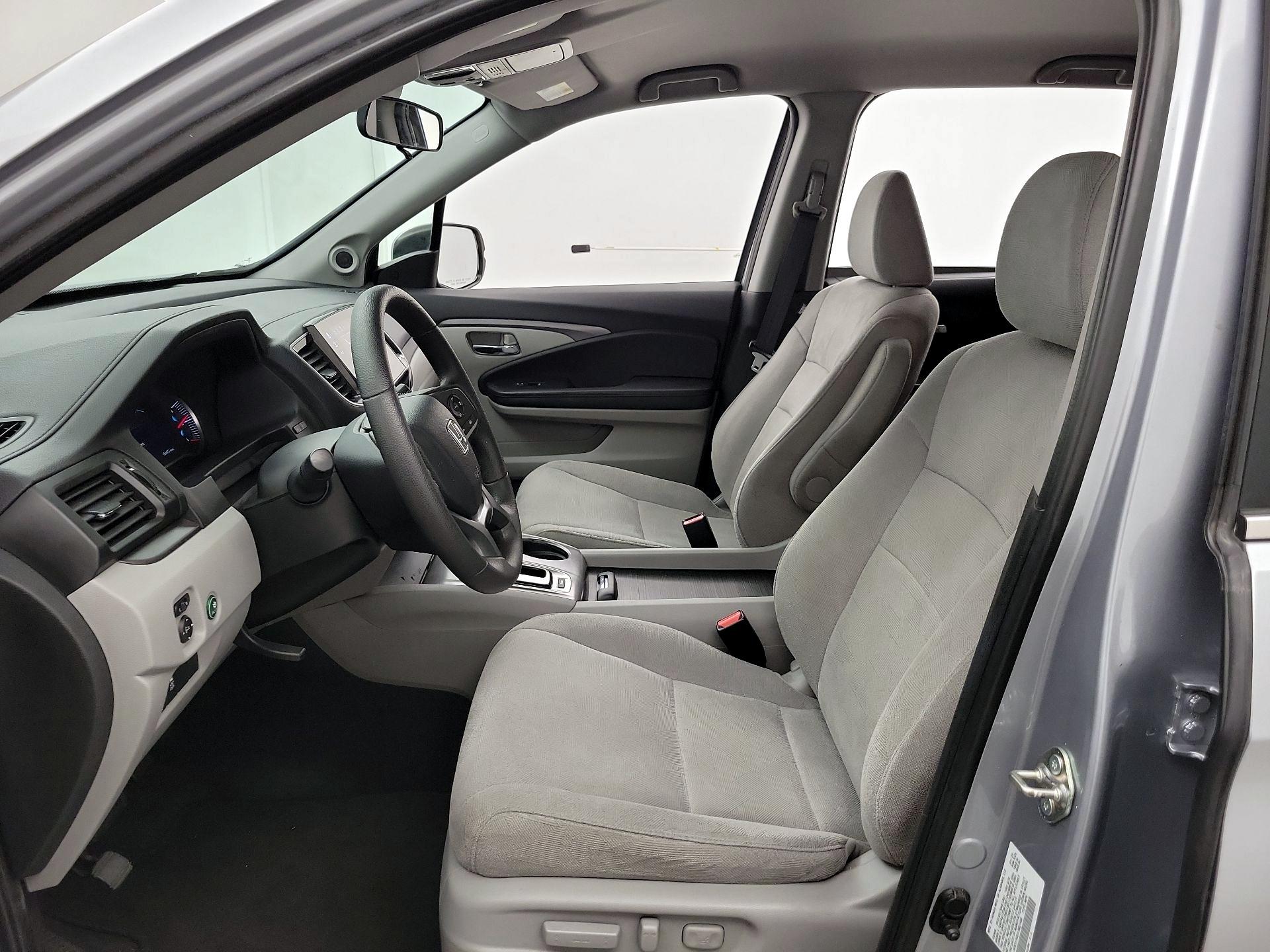 Thumbnail: 2020 Honda Pilot - 11