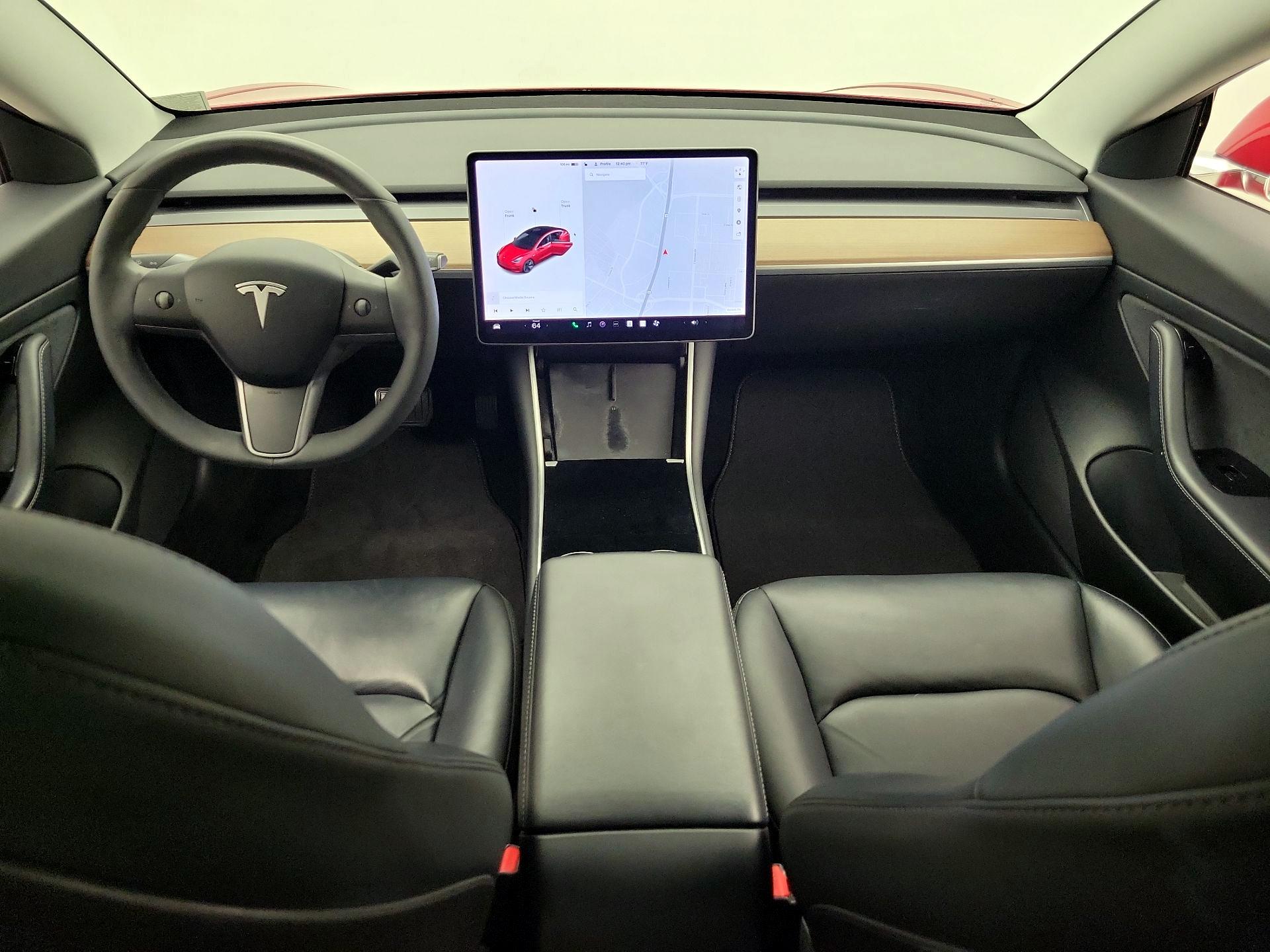 Thumbnail: 2020 Tesla Model 3 - 9