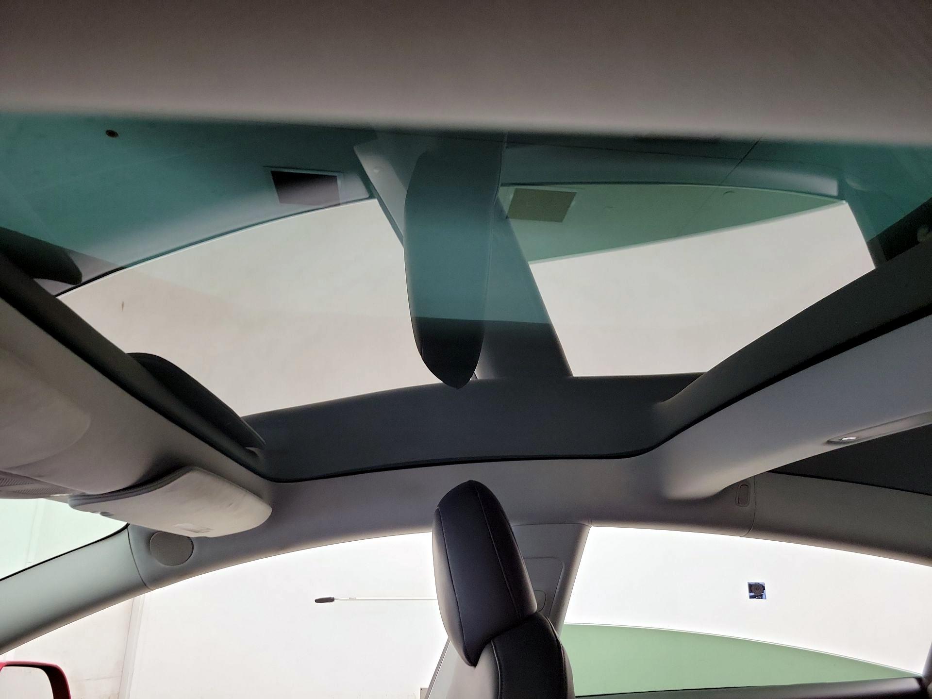 Thumbnail: 2020 Tesla Model 3 - 19