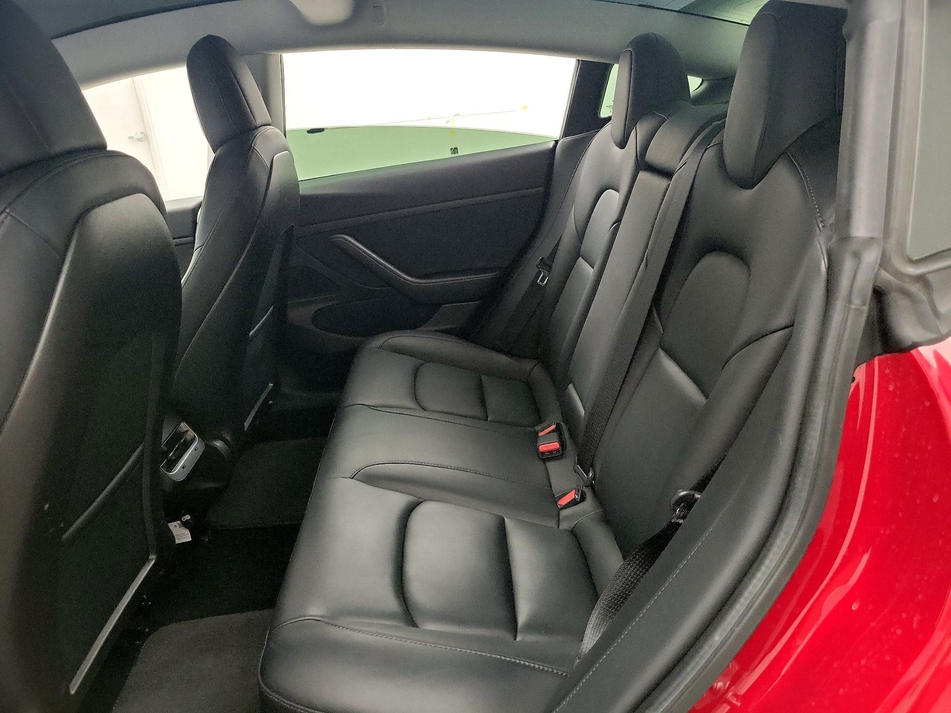 Thumbnail: 2020 Tesla Model 3 - 20