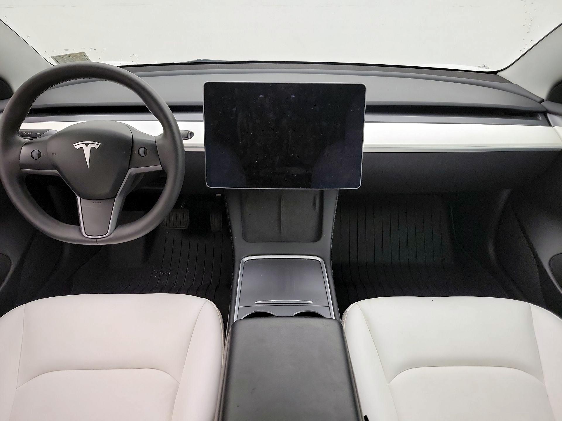 Thumbnail: 2023 Tesla Model 3 - 9