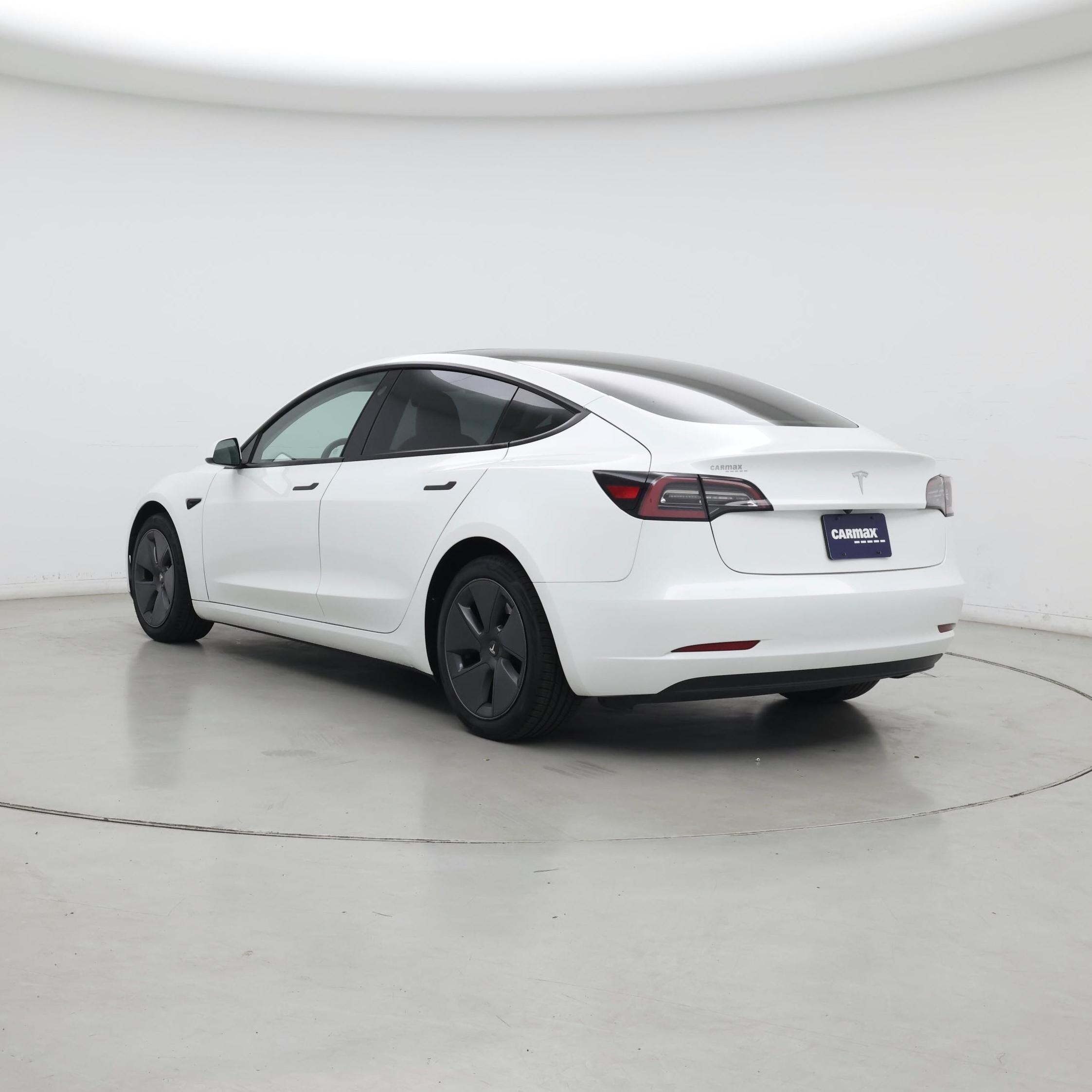 Thumbnail: 2023 Tesla Model 3 - 2