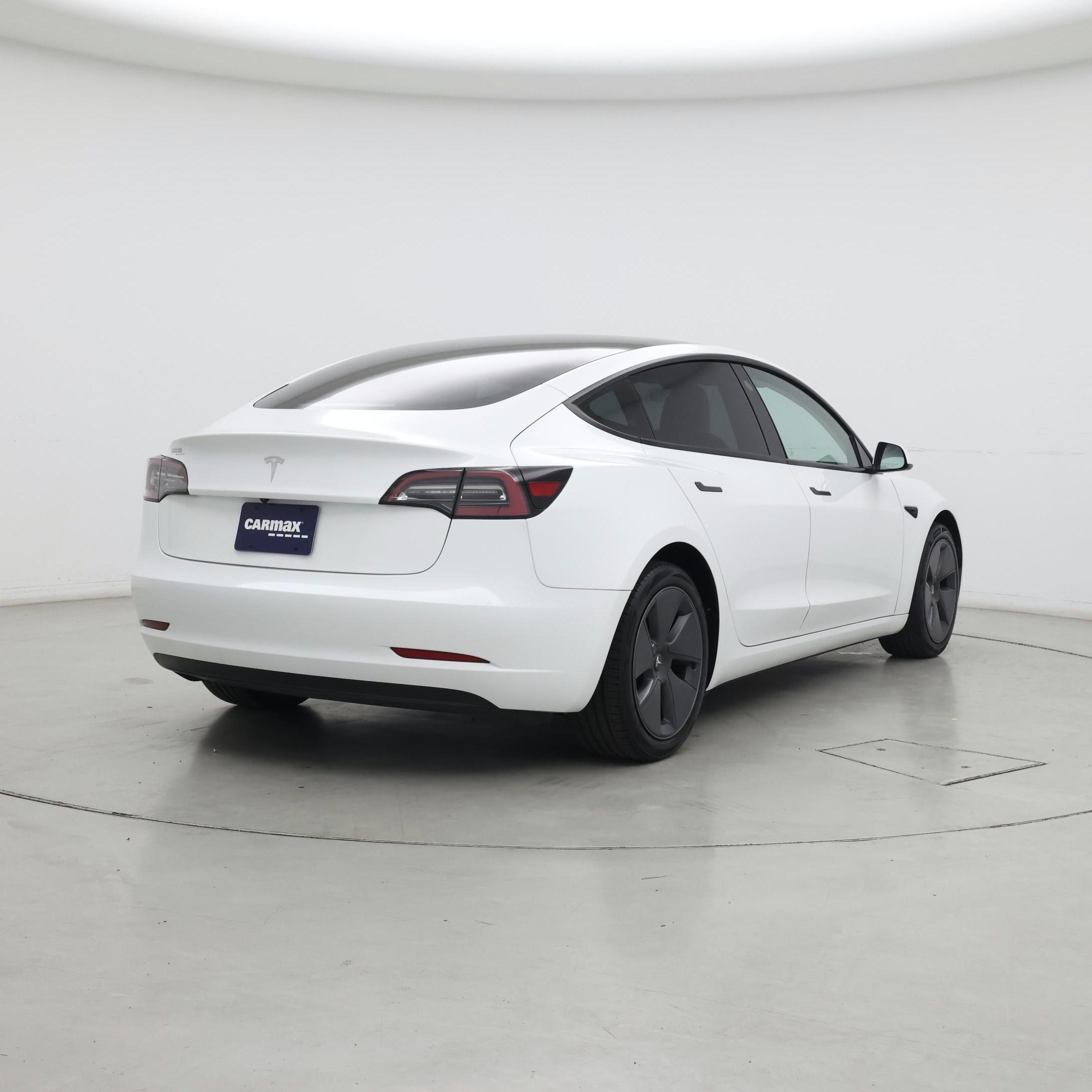 Thumbnail: 2023 Tesla Model 3 - 8