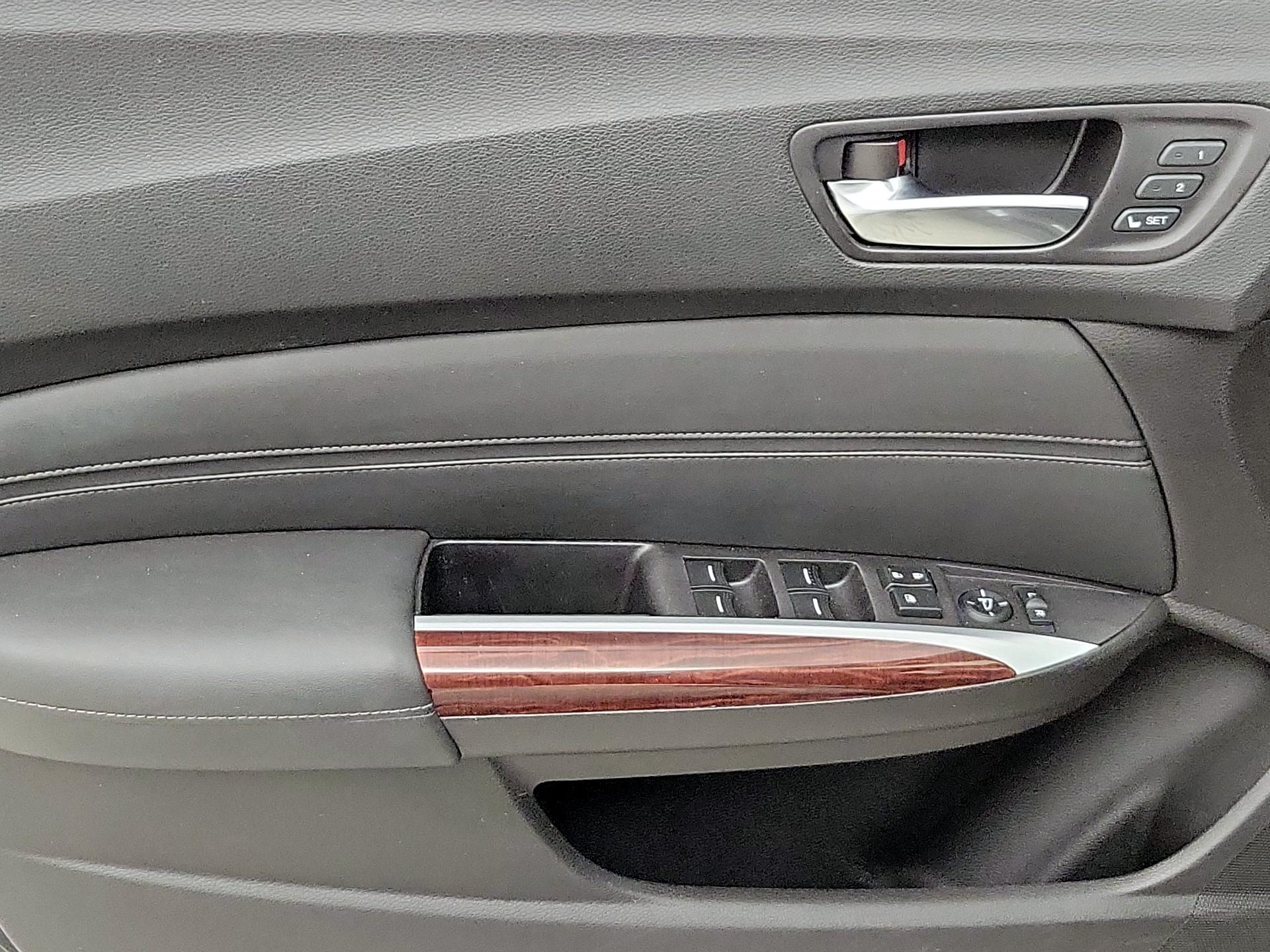 Thumbnail: 2015 Acura TLX - 12