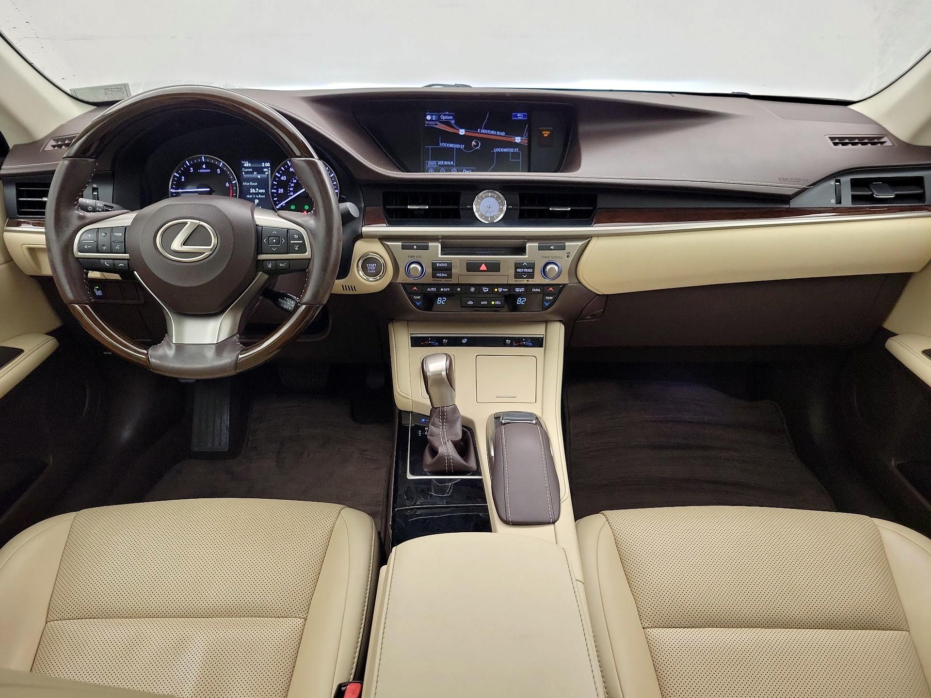 Thumbnail: 2016 Lexus ES - 9