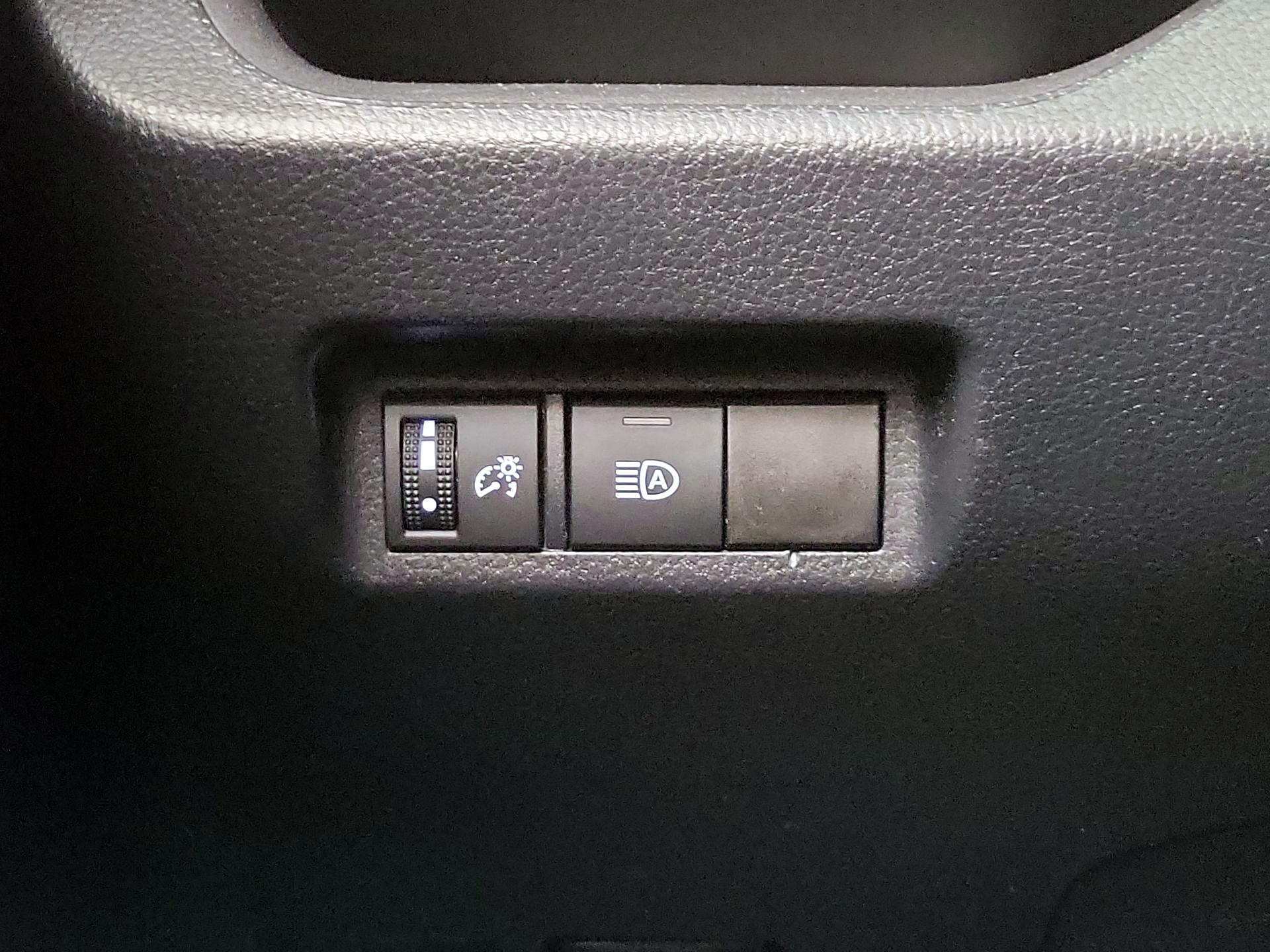 Thumbnail: 2023 Toyota RAV4 - 13