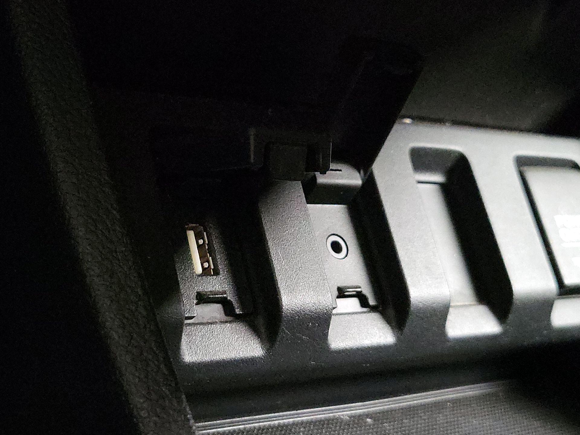 Thumbnail: 2016 Honda HR-V - 18