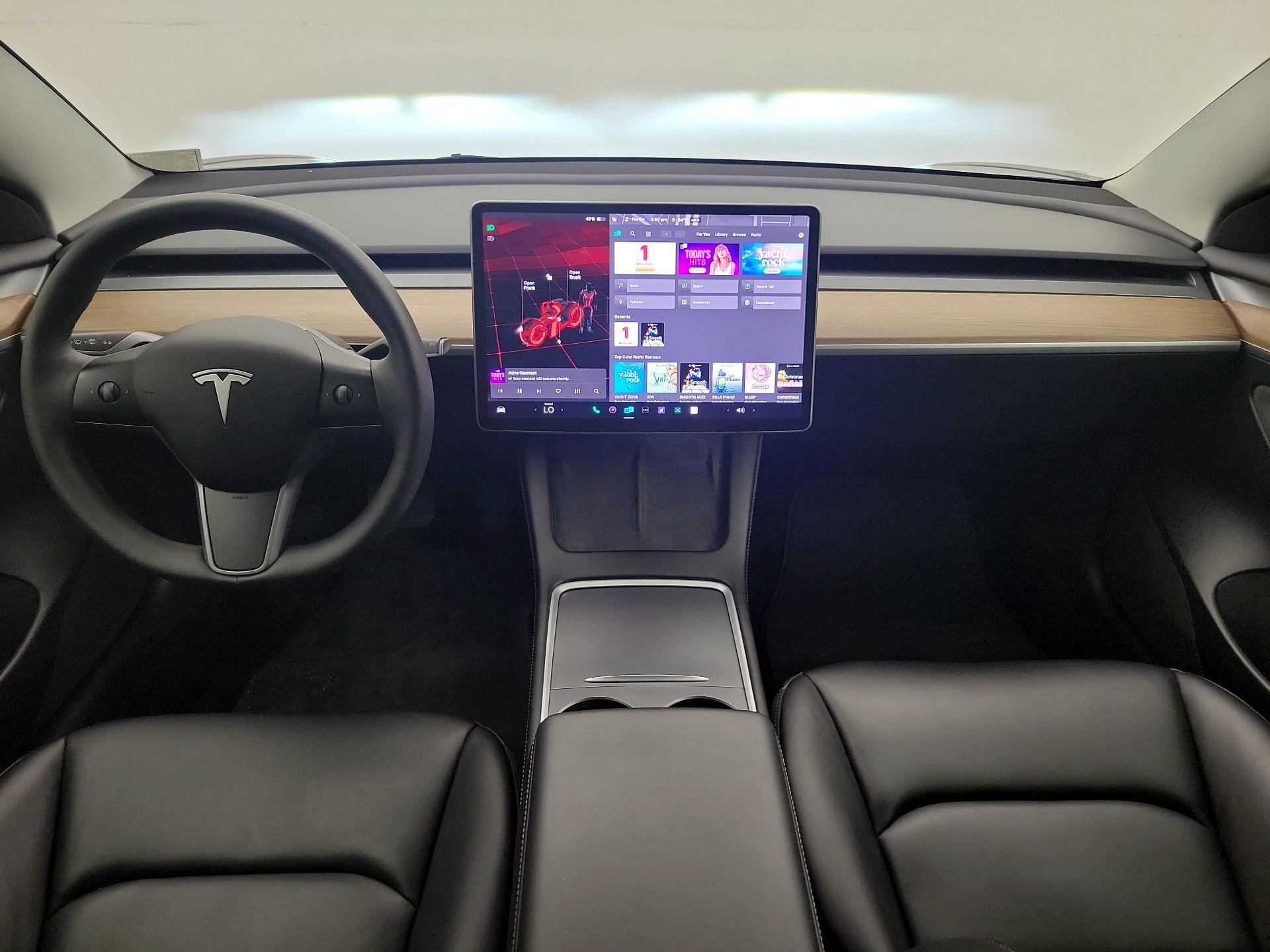 Thumbnail: 2023 Tesla Model 3 - 9