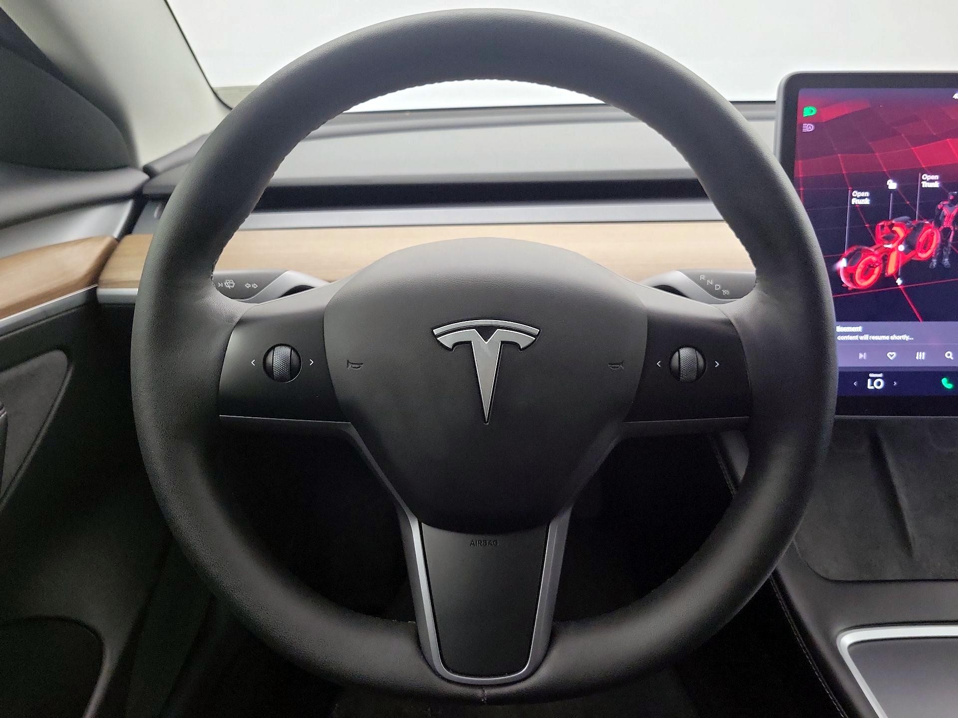 Thumbnail: 2023 Tesla Model 3 - 10