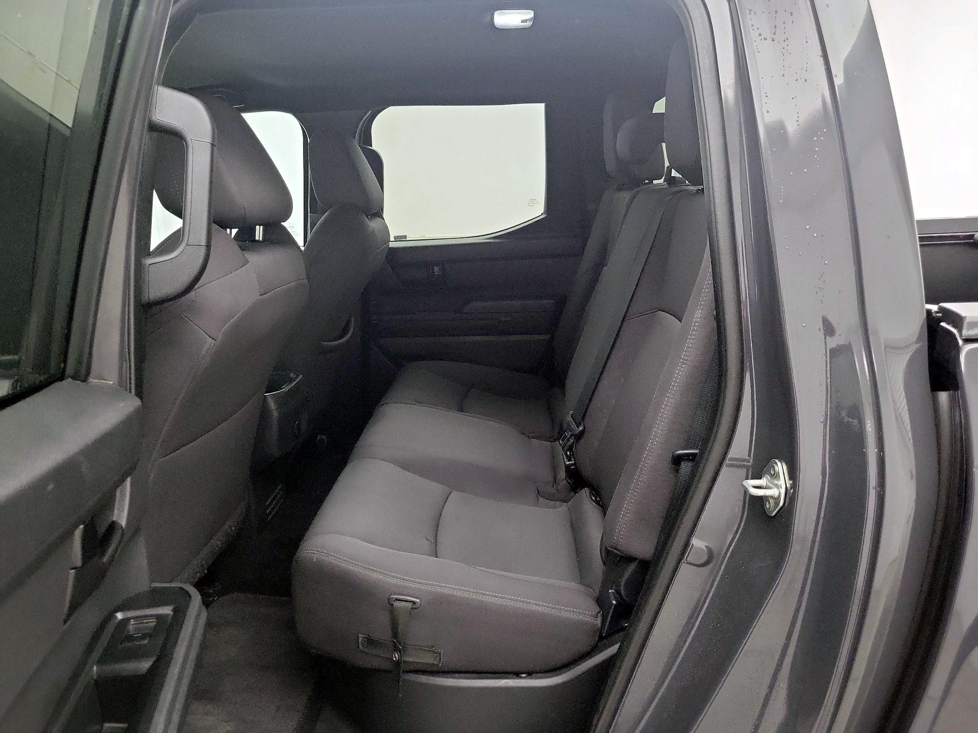 Thumbnail: 2024 Toyota Tacoma - 19