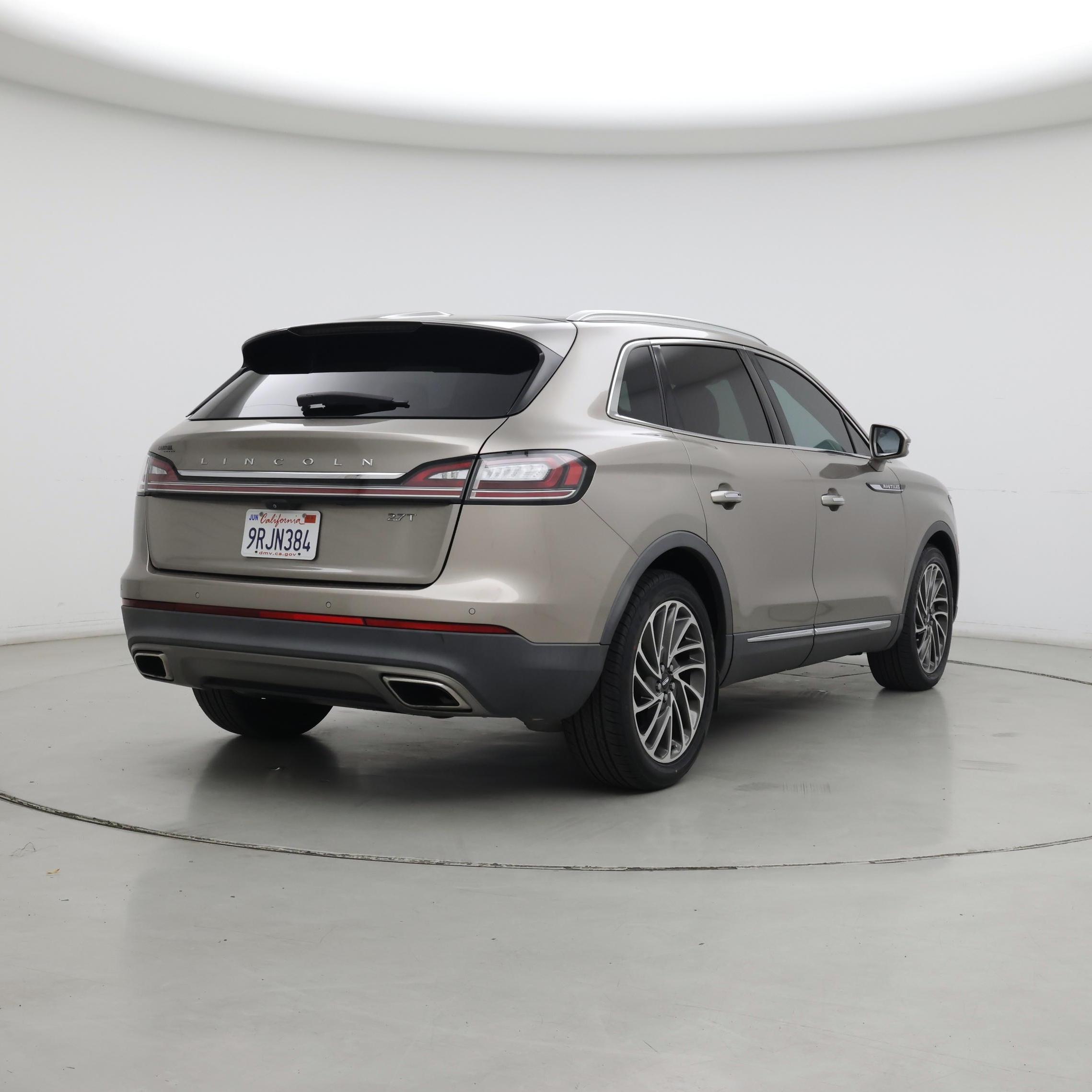 Thumbnail: 2019 Lincoln Nautilus - 8