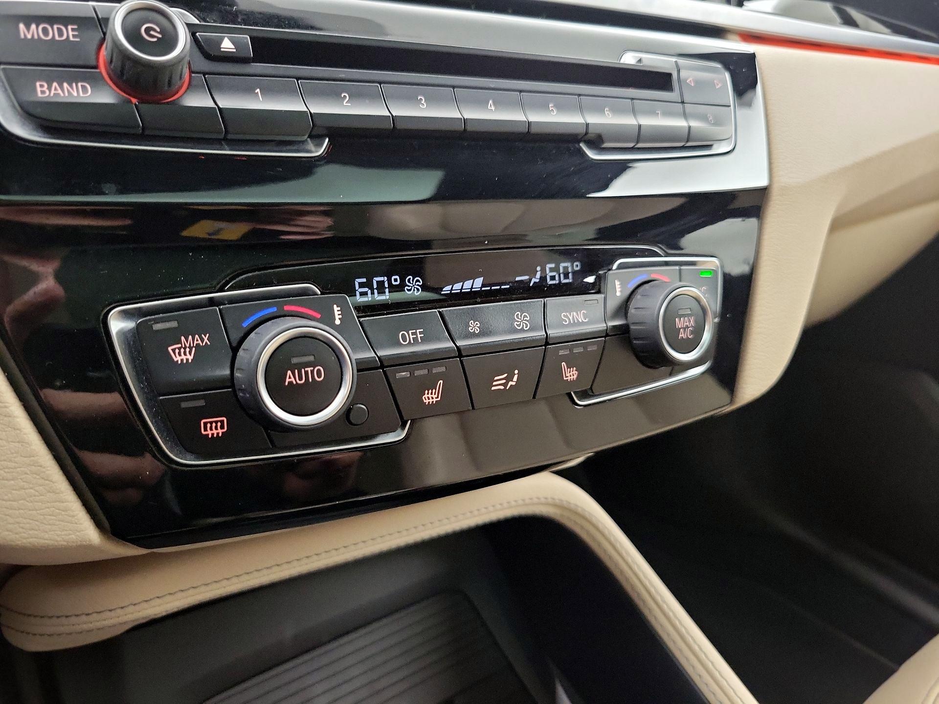 Thumbnail: 2018 BMW X1 - 16