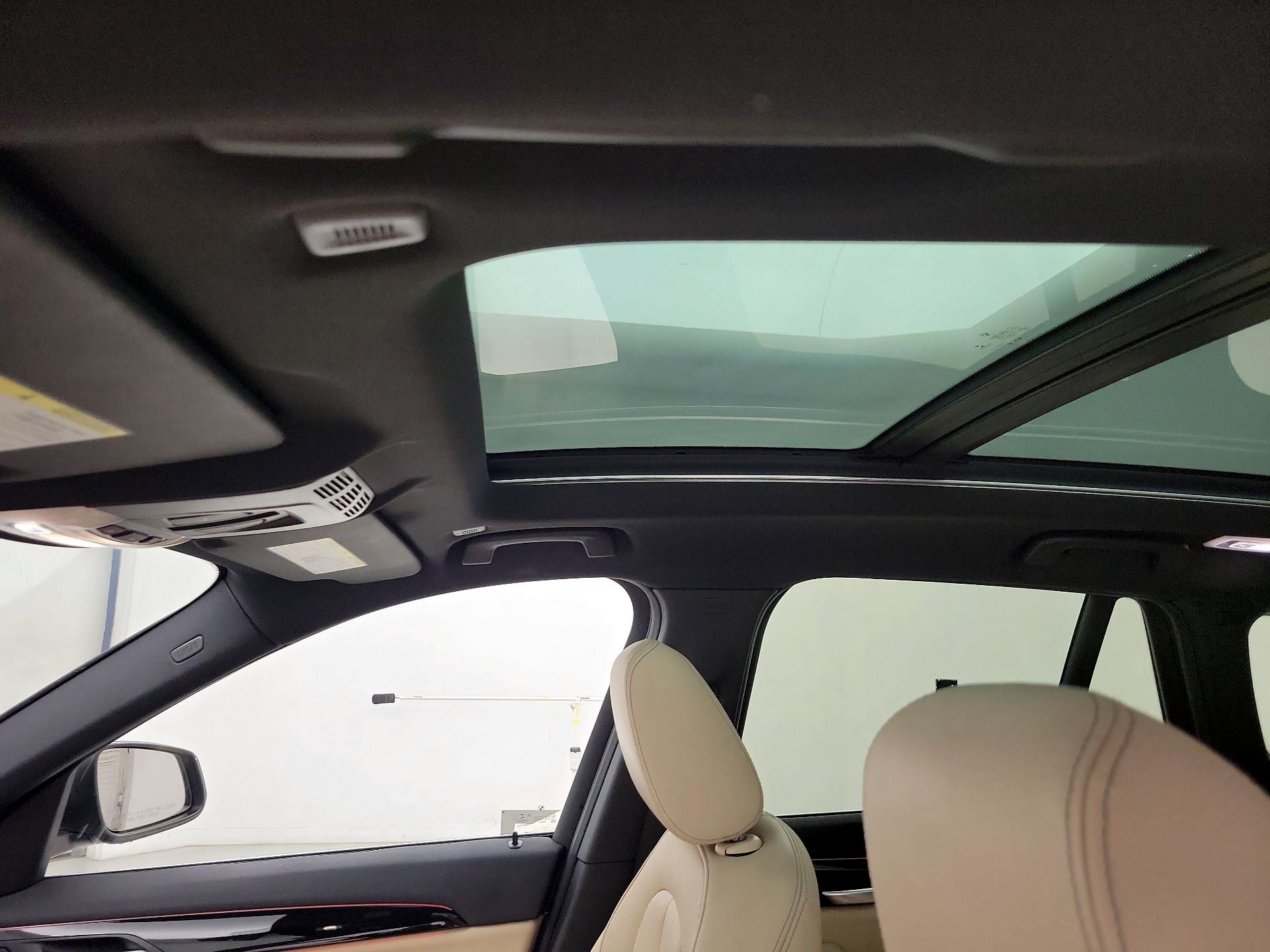 Thumbnail: 2018 BMW X1 - 19