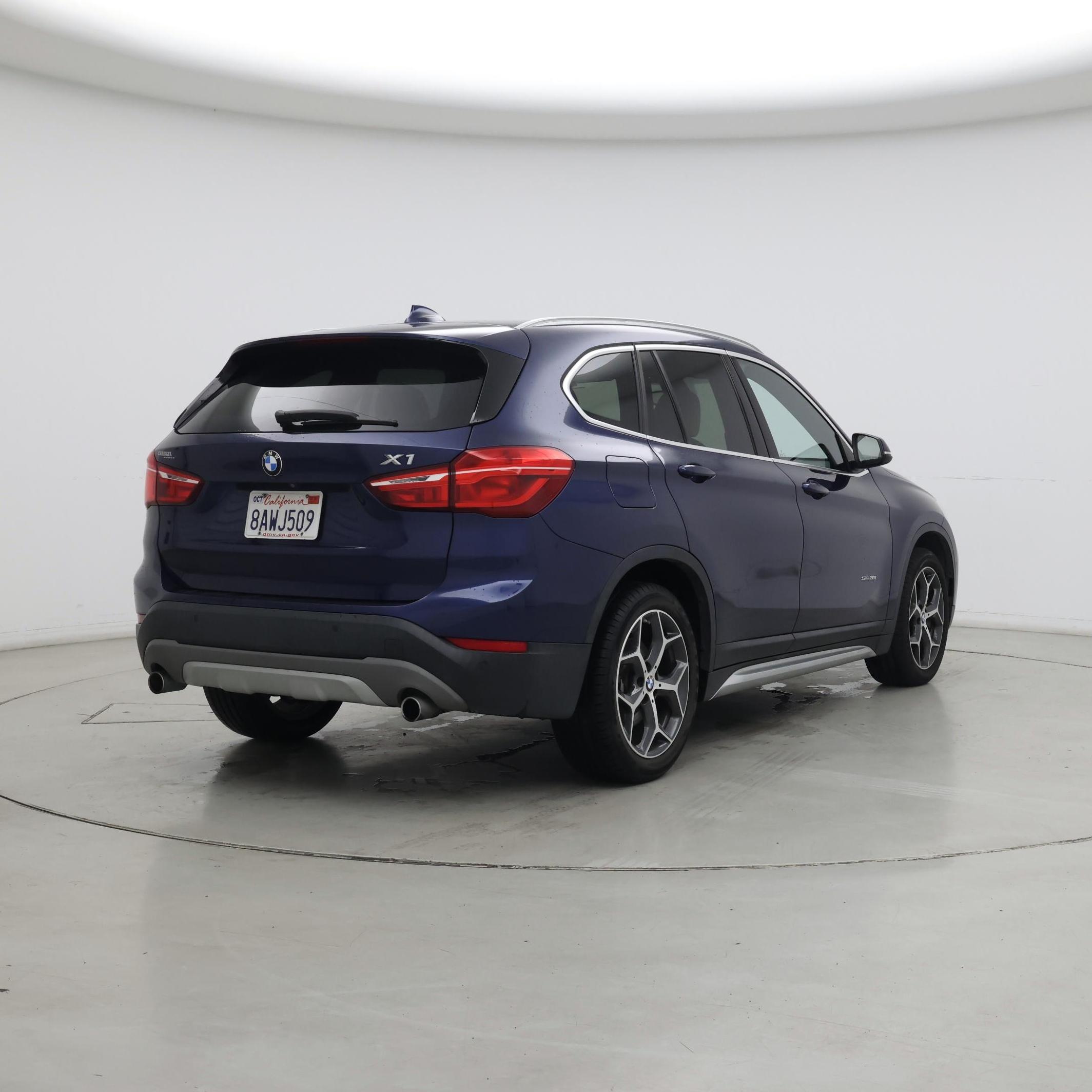 Thumbnail: 2018 BMW X1 - 8