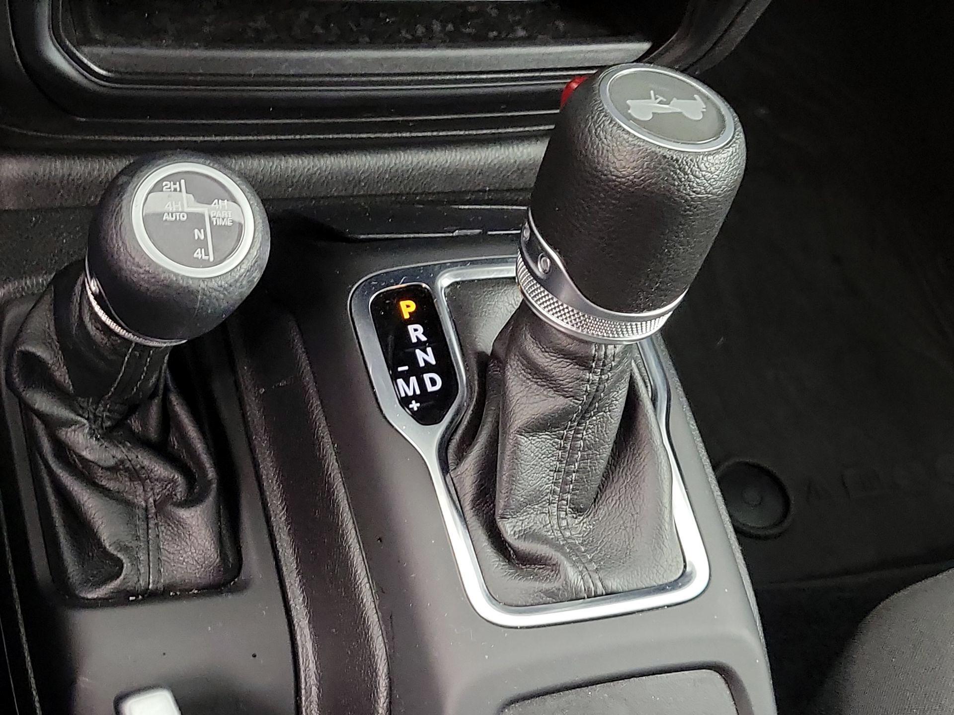 Thumbnail: 2023 Jeep Wrangler - 18